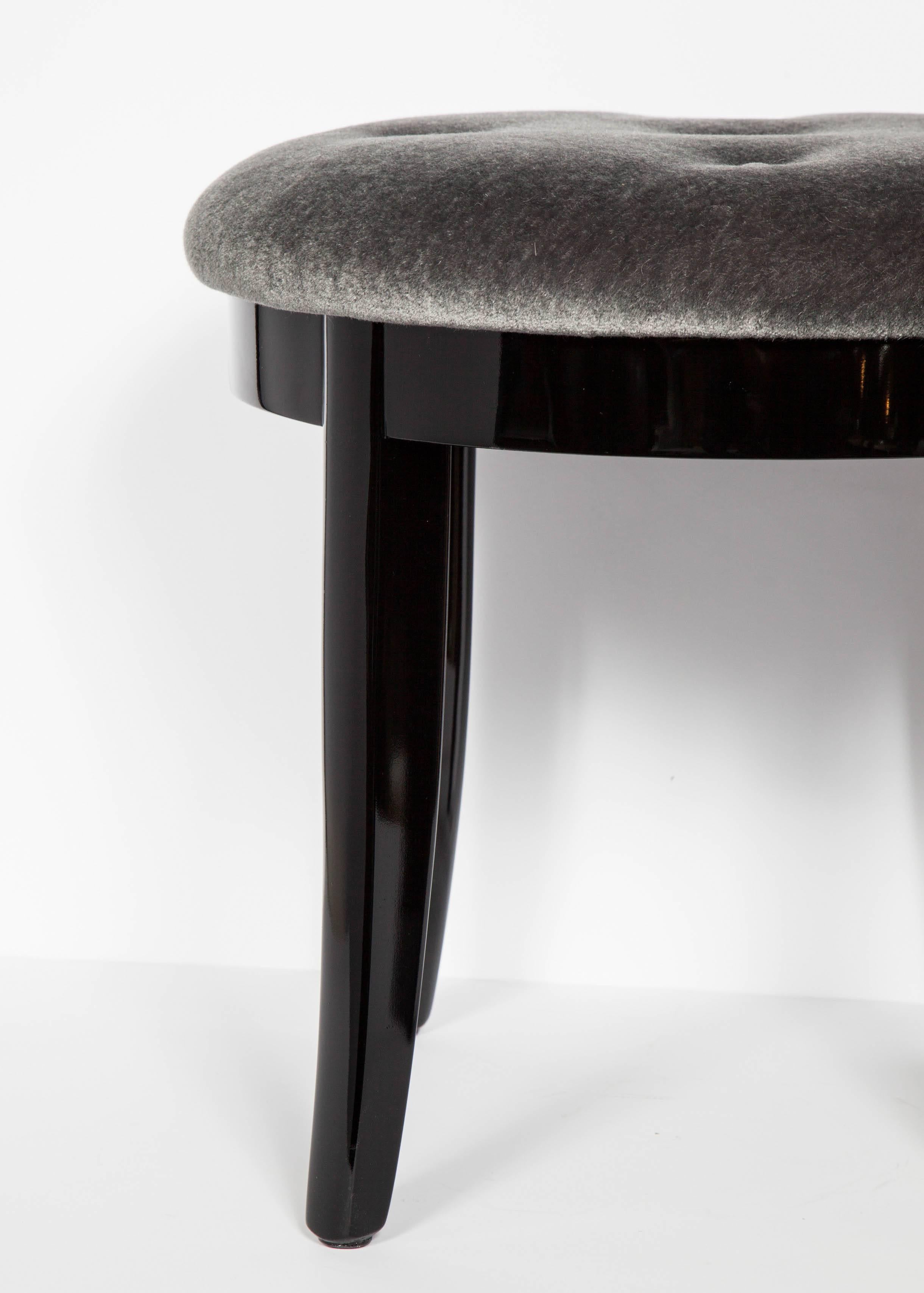 Elegant Art Deco Vanity Stool in Black Lacquer and Grey Mohair In Good Condition In Fort Lauderdale, FL