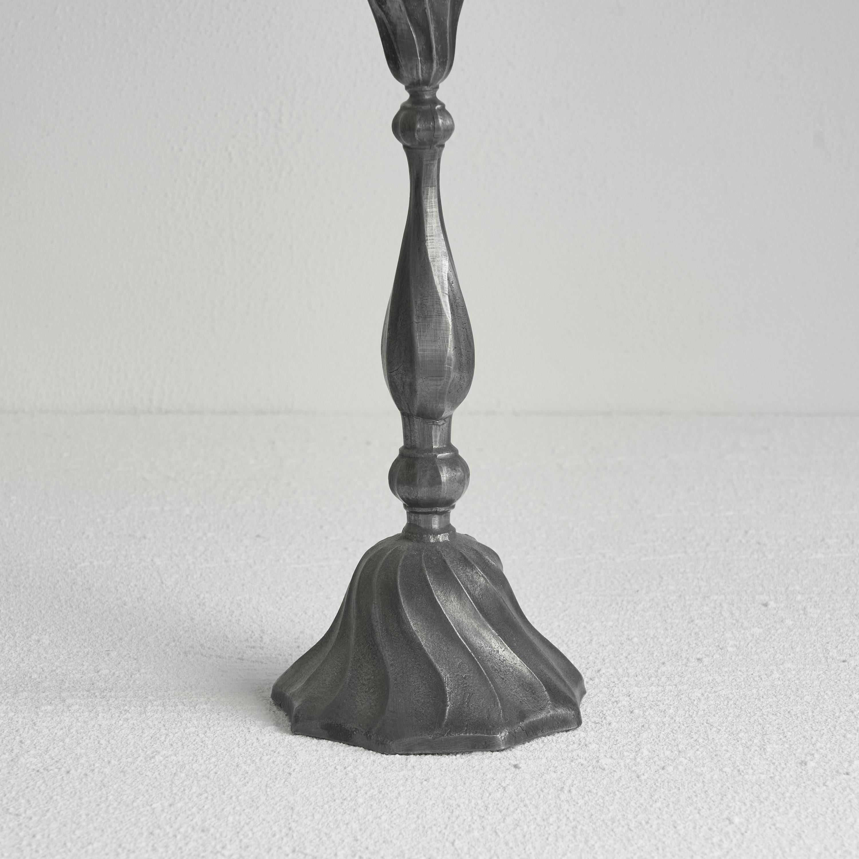 Elegant Art Nouveau Candlestick in Pewter 1920s In Good Condition For Sale In Tilburg, NL