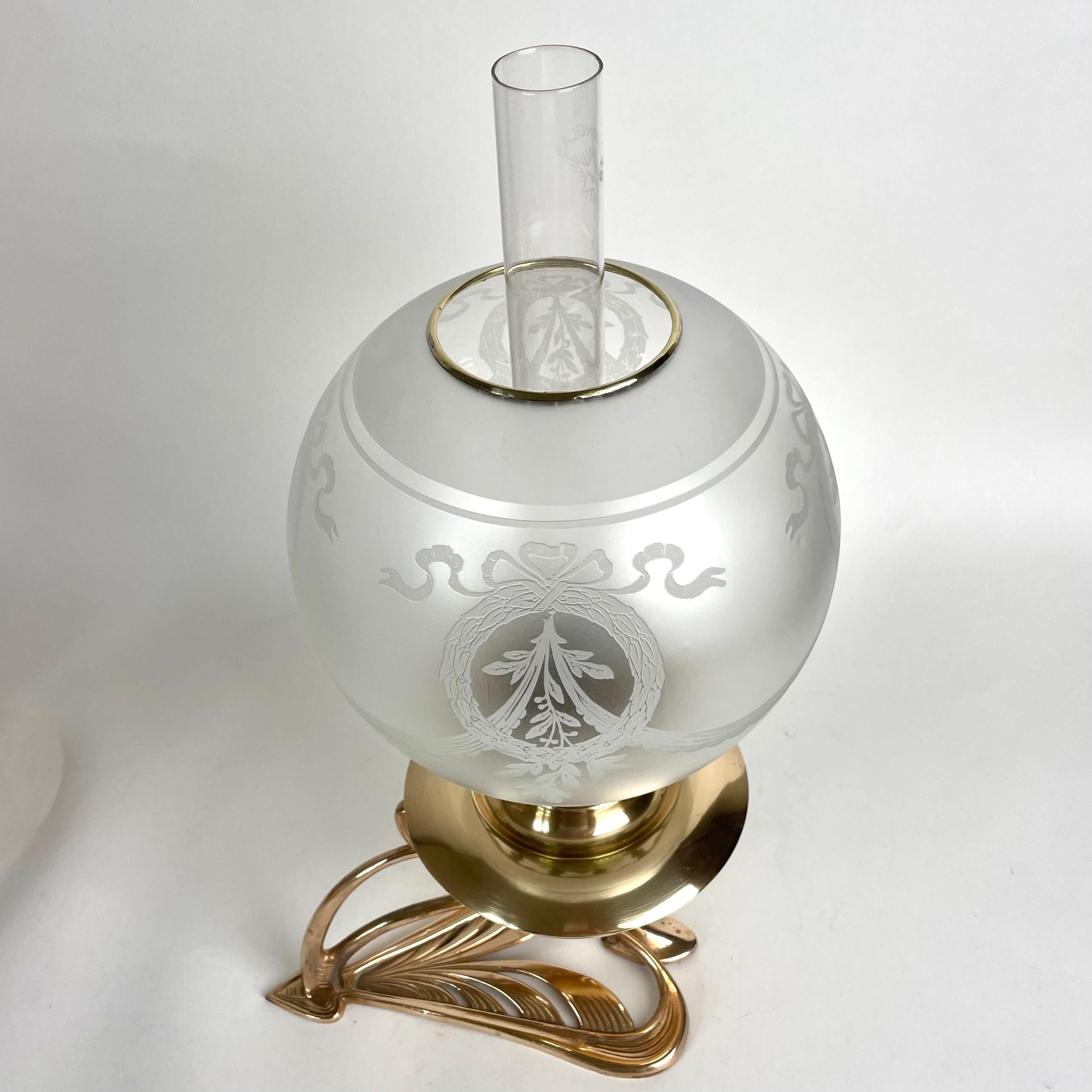 Elegant Art Nouveau Oil Lamp in Brass from Böhlmarks Lampfabrik in Sweden 5