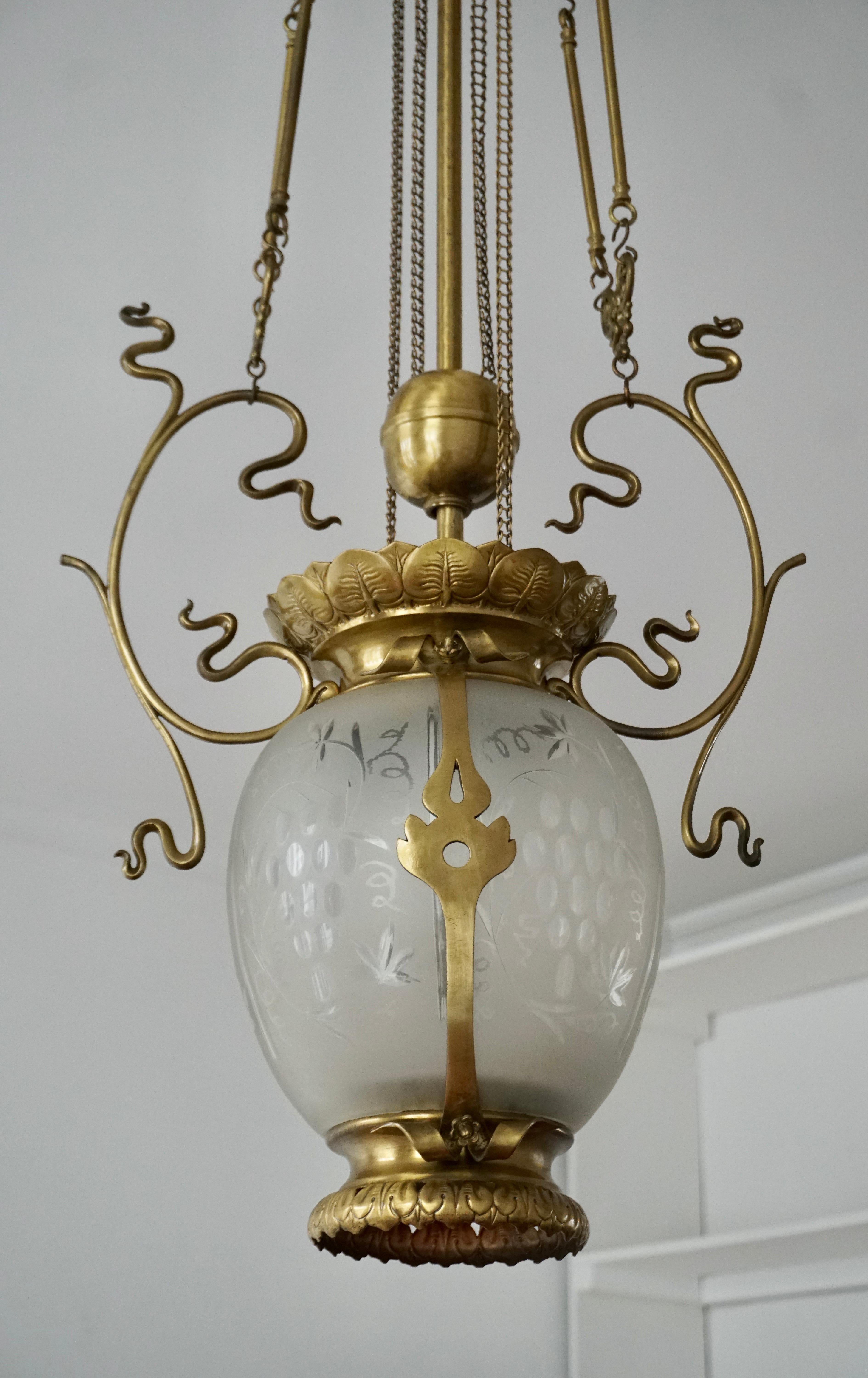 Elegant Art Nouveau Pendant Light in Brass and Glass For Sale 7