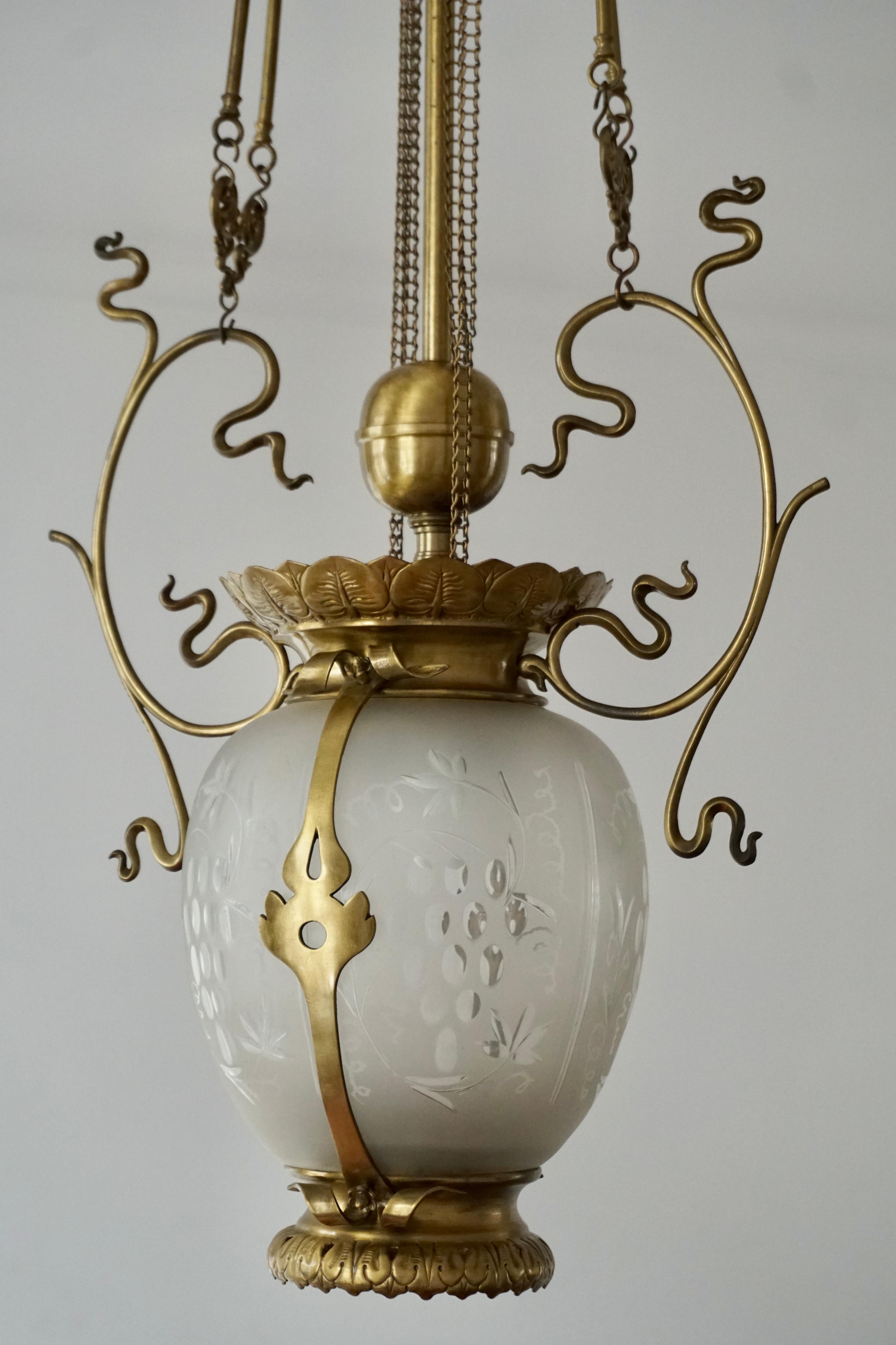 Elegant Art Nouveau Pendant Light in Brass and Glass For Sale 8