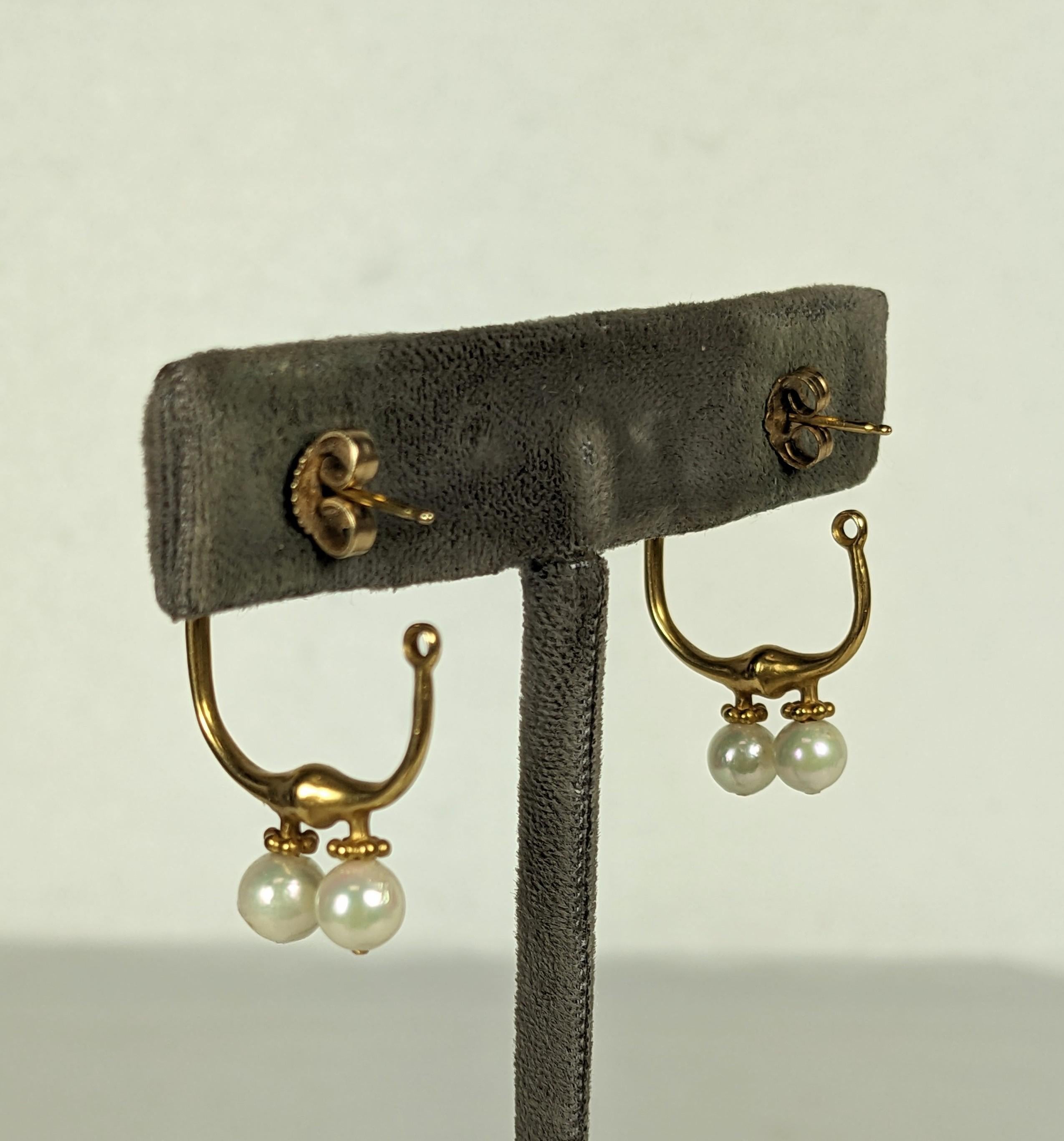 Women's Elegant Artisanal Gold and Pearl Hoop Earrings For Sale