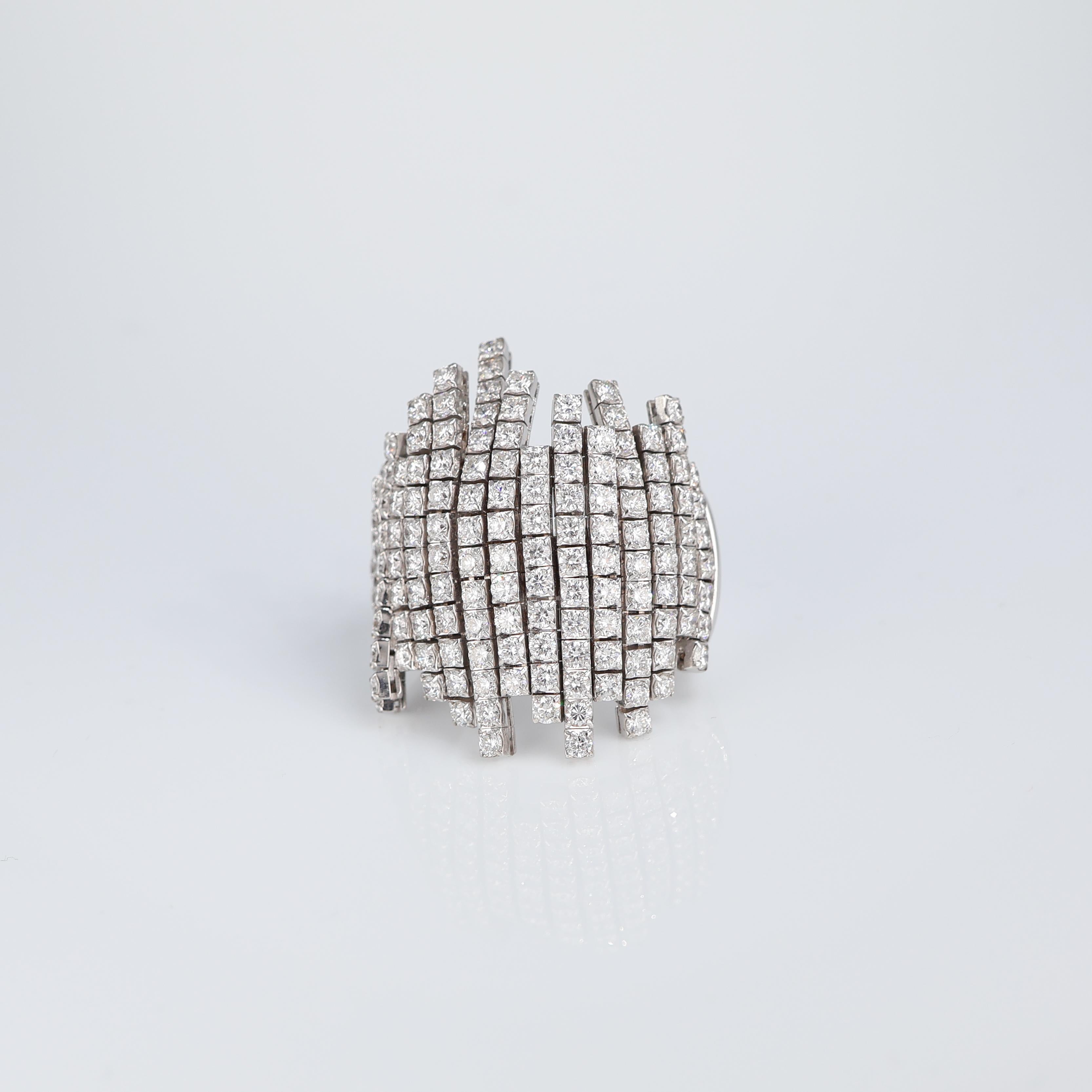 IMPORTANT NOTE:
✔ No additional costs will be added to this order.
✔ Shipping and customs duties are fully covered by us.
--------------------
An elegant asymmetrical design defines this striking 18K white gold band, adorned with a pave of natural