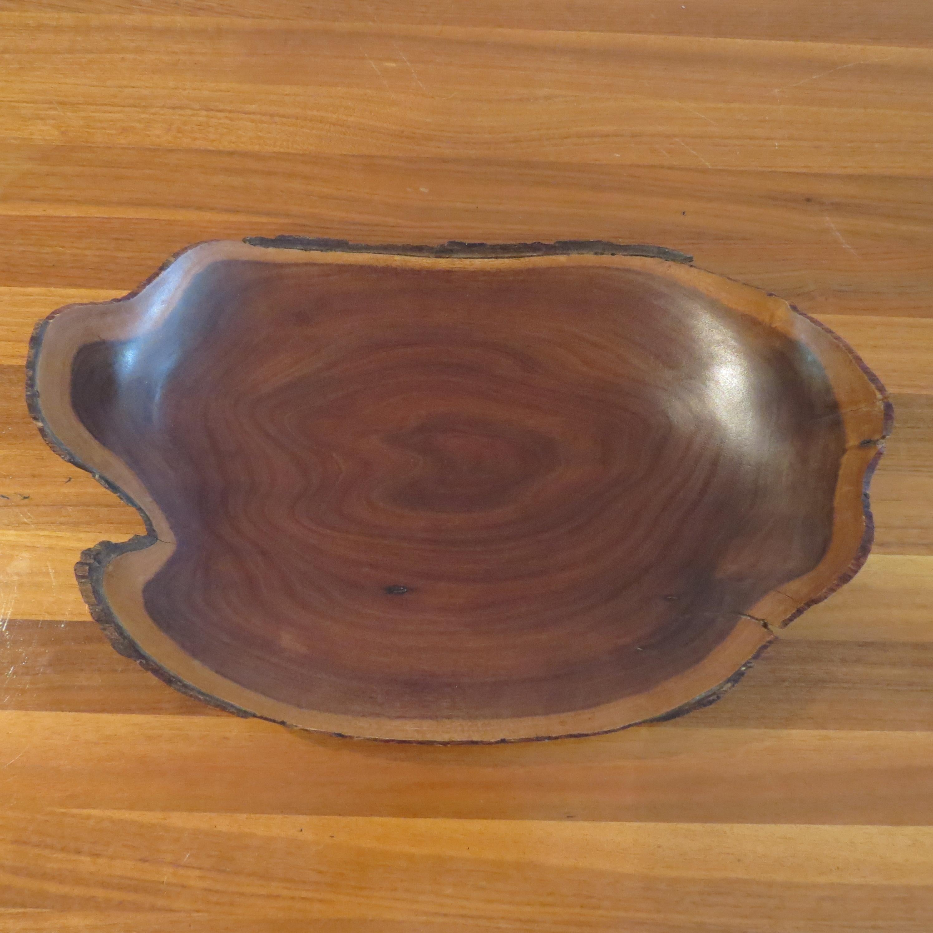 Elegant Australian Hand Turned Acacia Wooden Bowl For Sale 2