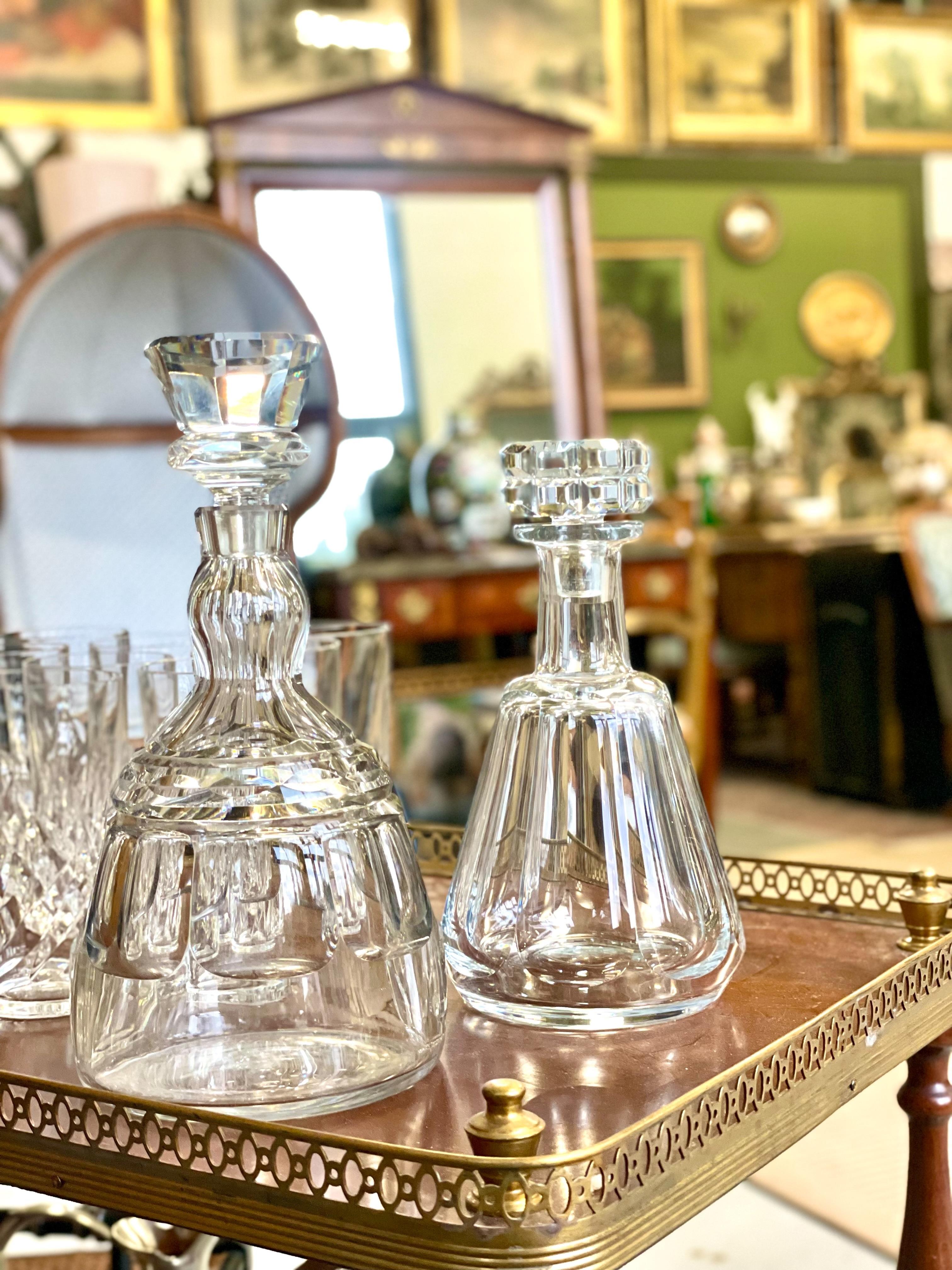 Elegante Decantador de Cristal de Baccarat con Tapón en venta 10