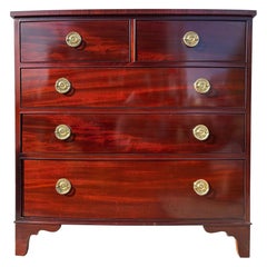 Elegant Baker furniture mahogany chest of drawers