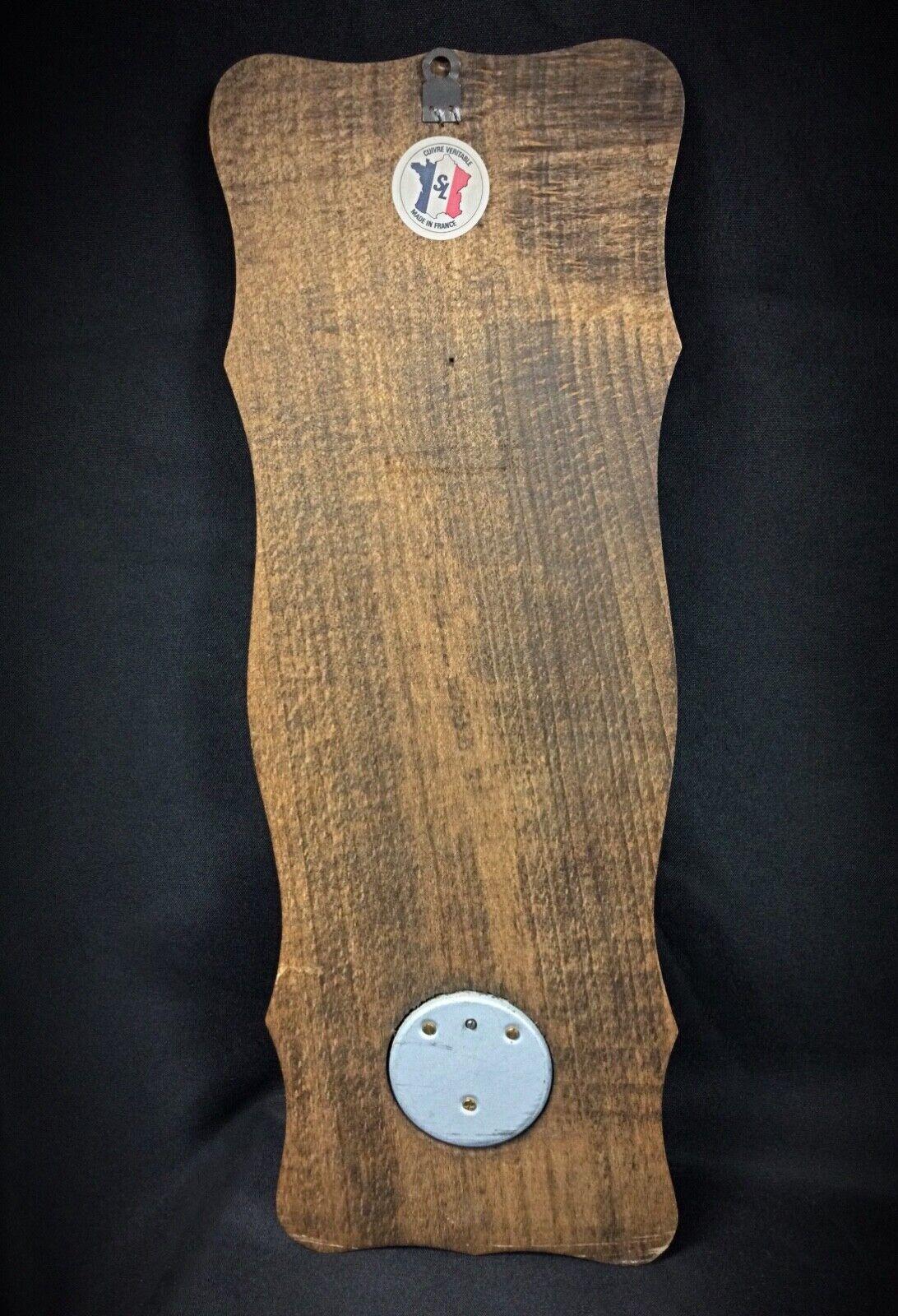 Elegant Barometer and Thermometer with Copper Bas-Relief of a Woman - 2Y64 In Good Condition For Sale In Bordeaux, FR