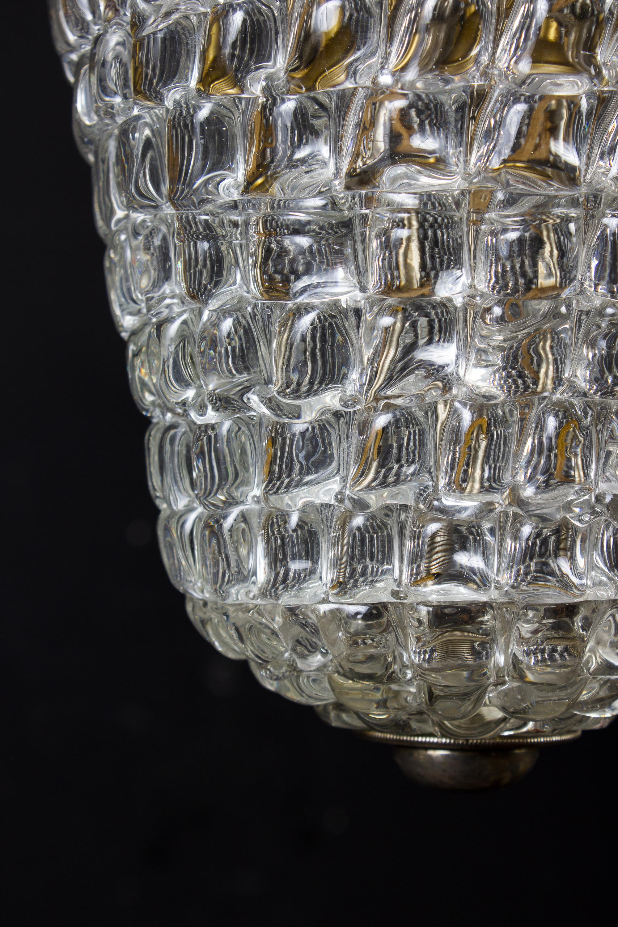 Milieu du XXe siècle Lampe à suspension élégante en verre soufflé à la main Barovier, années 1930 en vente