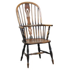 Elegant, beautiful, Used English highback Windsor dining room chair