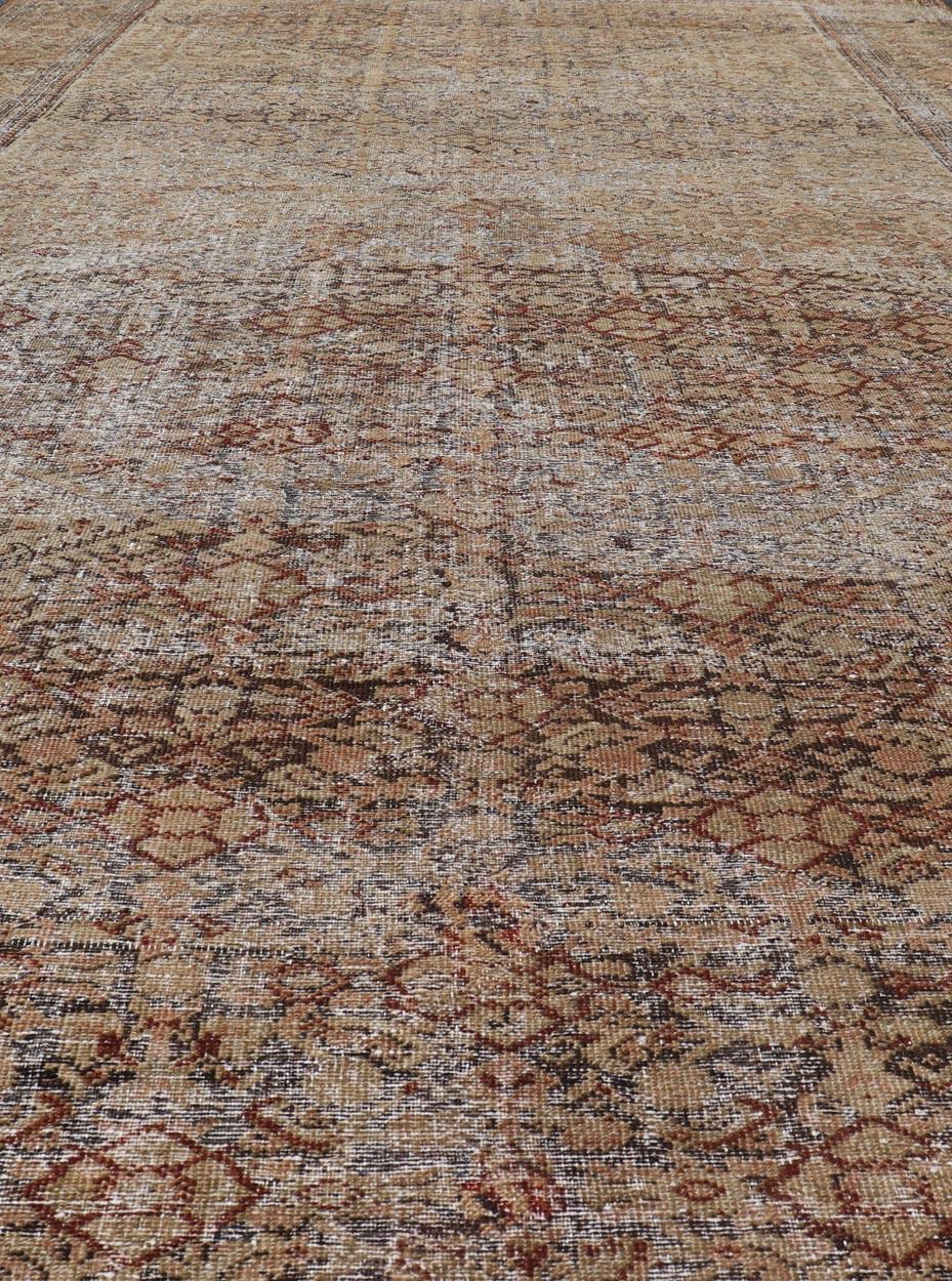 Elegante Alfombra Persa Antigua de Galería Malayer Beige y Marrón 6'10 x 12'8 en venta 8