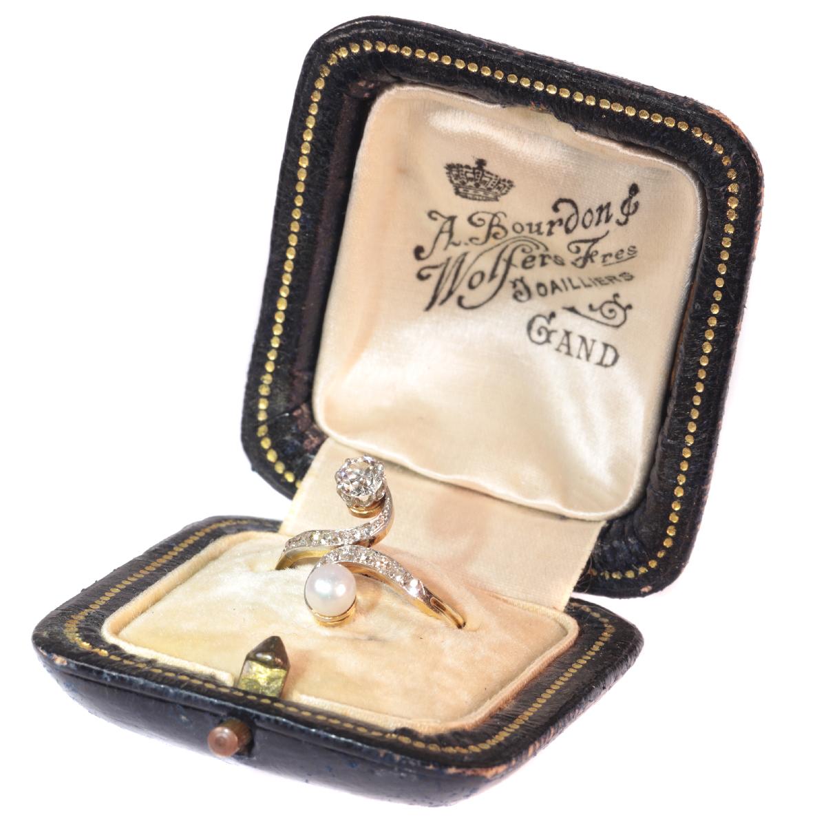 Elegant Belle Epoque Diamond and Pearl Engagement Ring so Called Toi et Moi For Sale 6