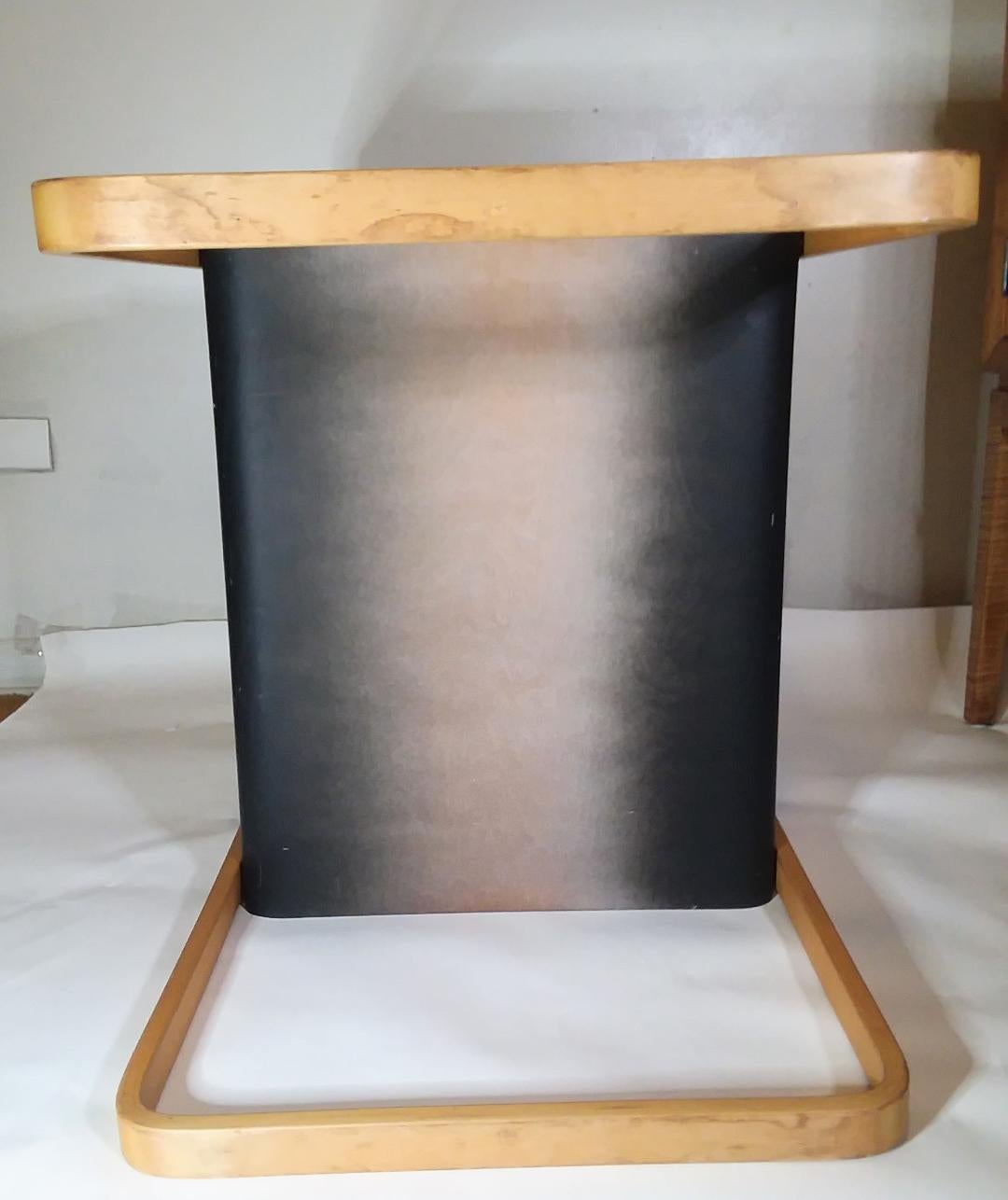 Elegant Bentwood Side Table by Alvar Aalto For Sale 6