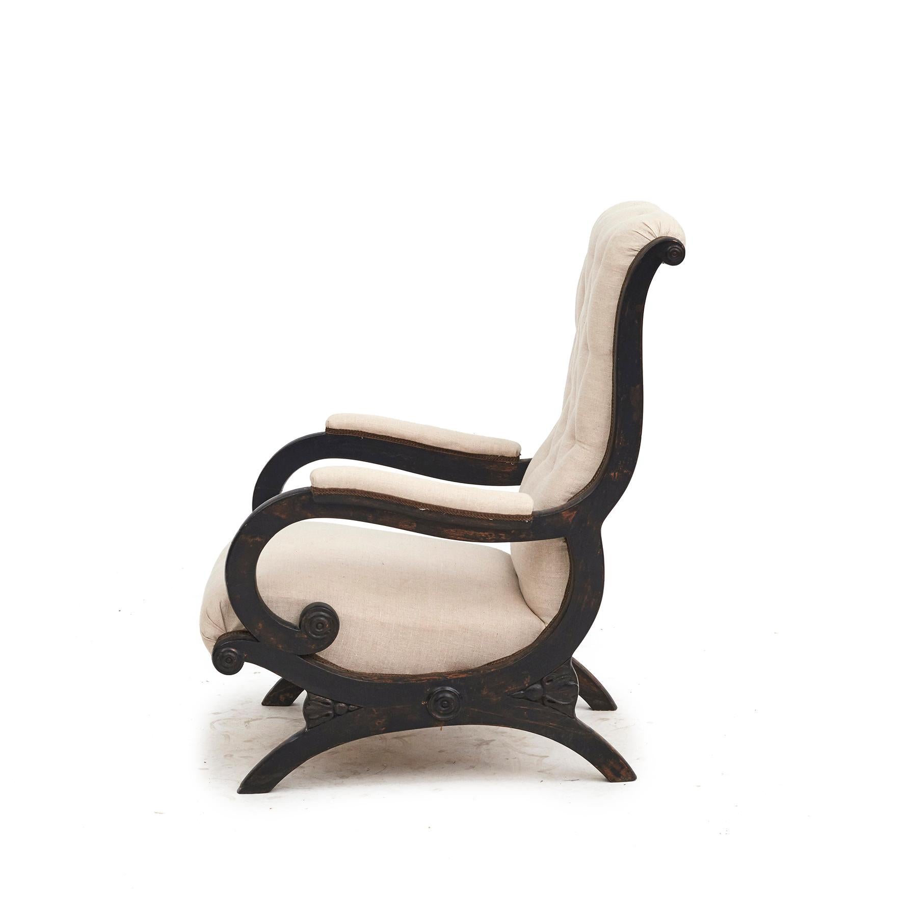 Biedermeier-Sessel, schwarz und mit leichtem Stoff  (Dänisch) im Angebot