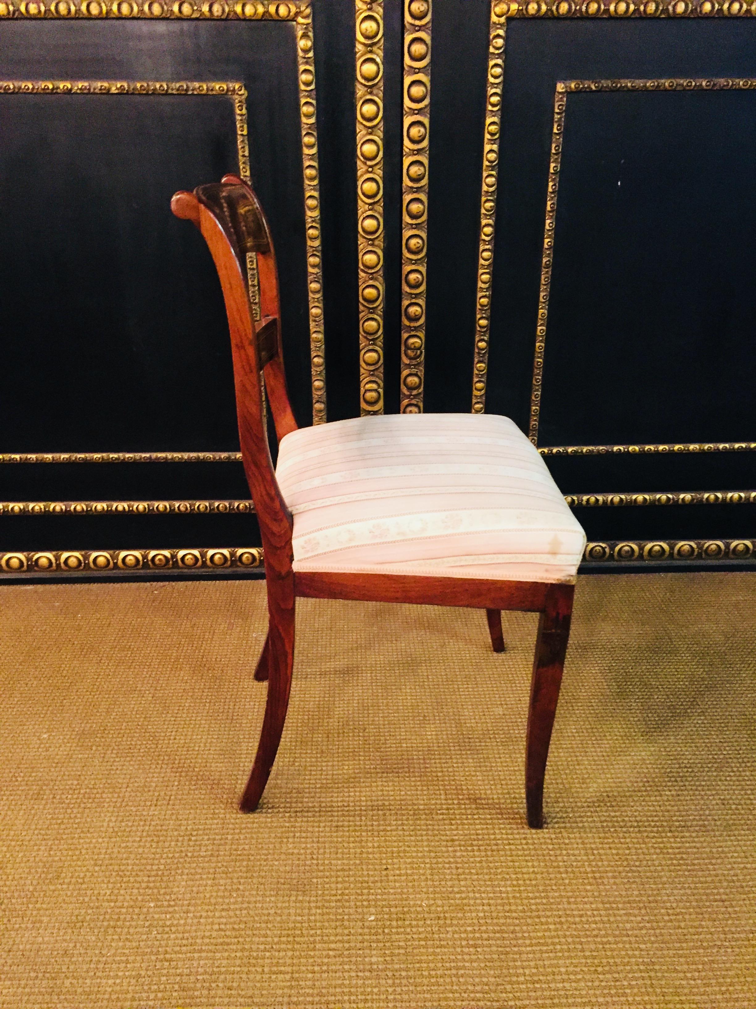 Antique Elegant Biedermeier Chair circa 1820 Mahogany Veneer For Sale 2