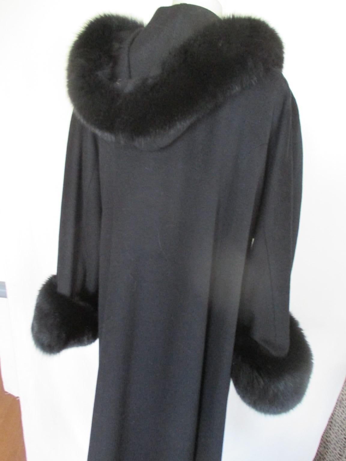  Elegant Black Cashmere Fox Fur Flared Hooded Coat For Sale 4