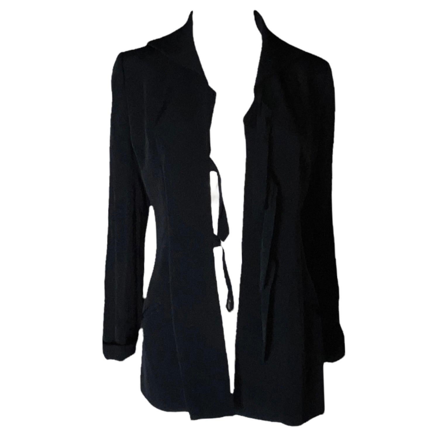 Noir Giorgio Armani - Blazer élégant noir à lacets en vente