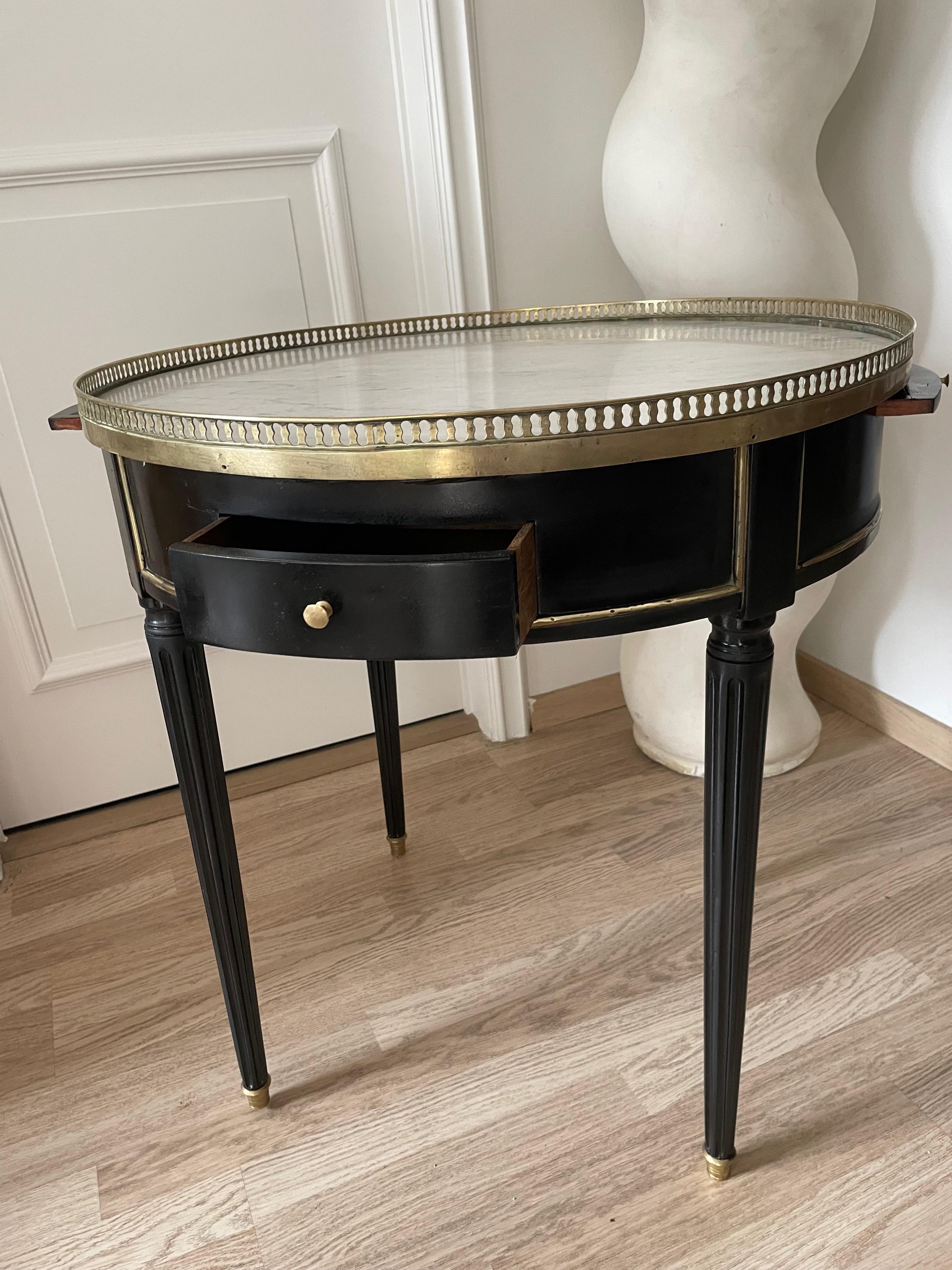 Elegant Black Lacquer and Brass Side Table by Maison Jansen, France, 1950 2