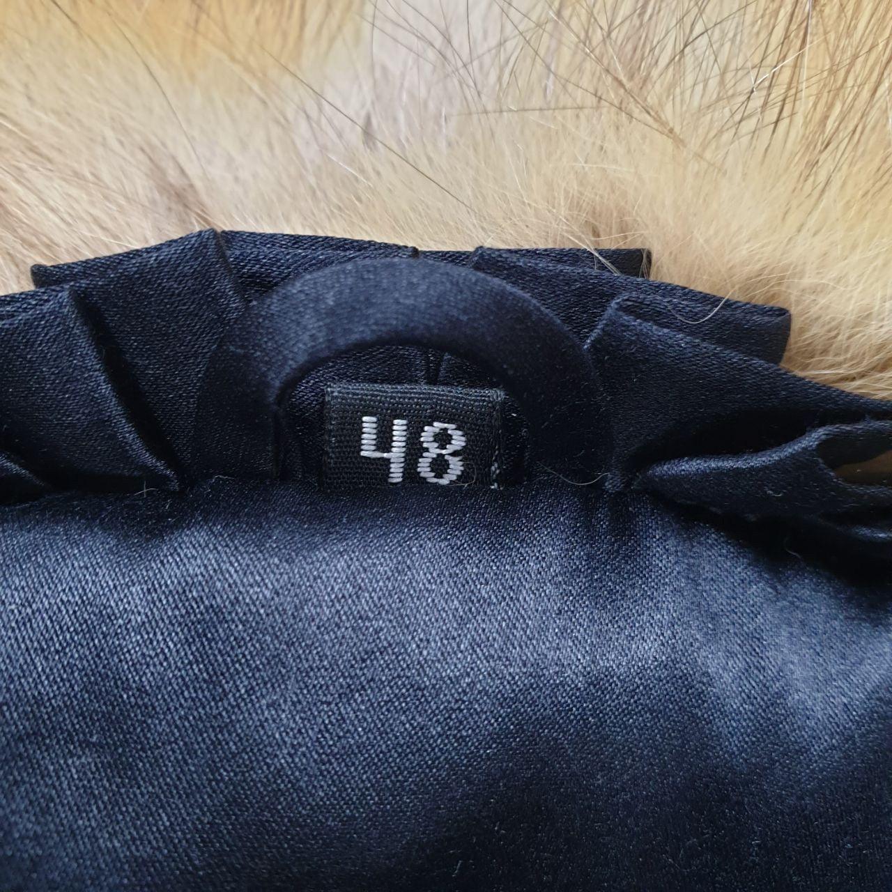 Elegant manteau de fourrure de vison noir avec col en zibeline - Taille 48 en vente 4