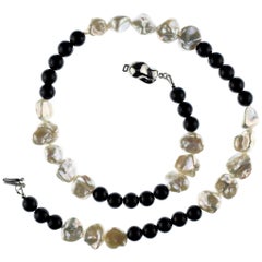 Gemjunky Elegant Black Onyx and White Pearl Necklace