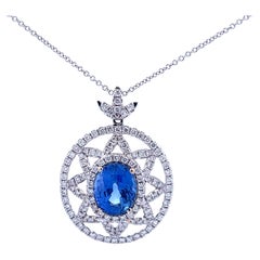 Elegante ciondolo con gemma blu