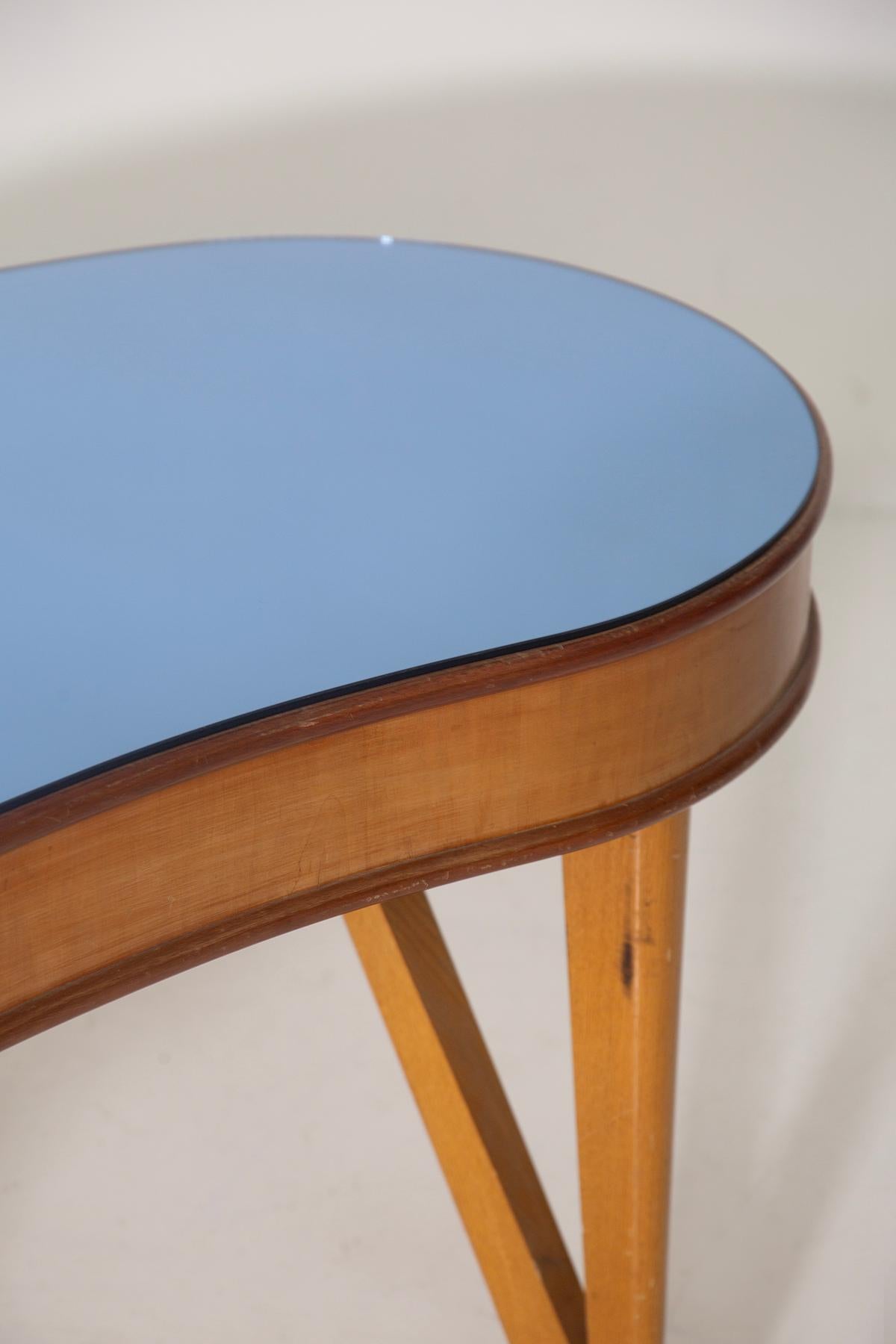 Elegant blue glass console or vanity Attr. to Fontana Arte In Good Condition For Sale In Milano, IT