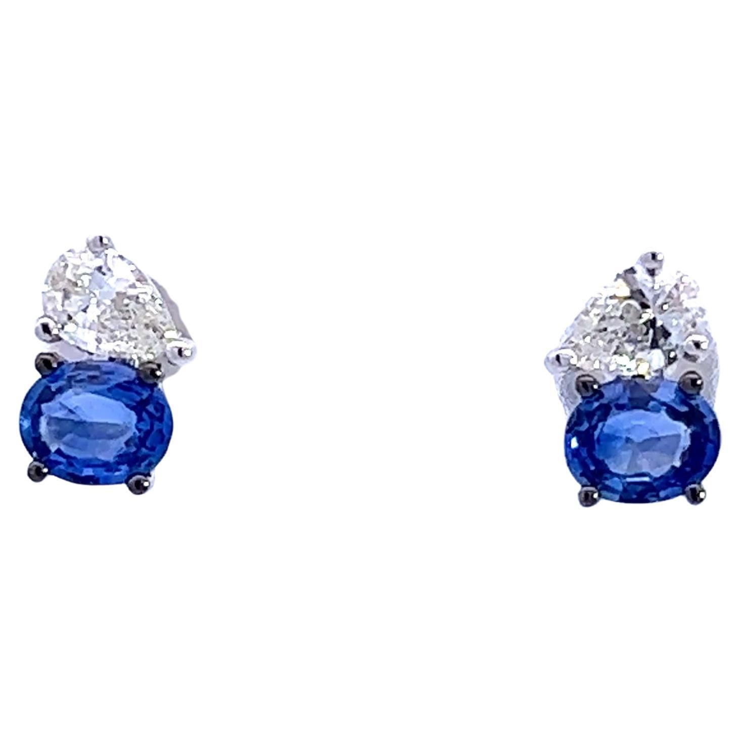 Eleganti orecchini con zaffiro blu