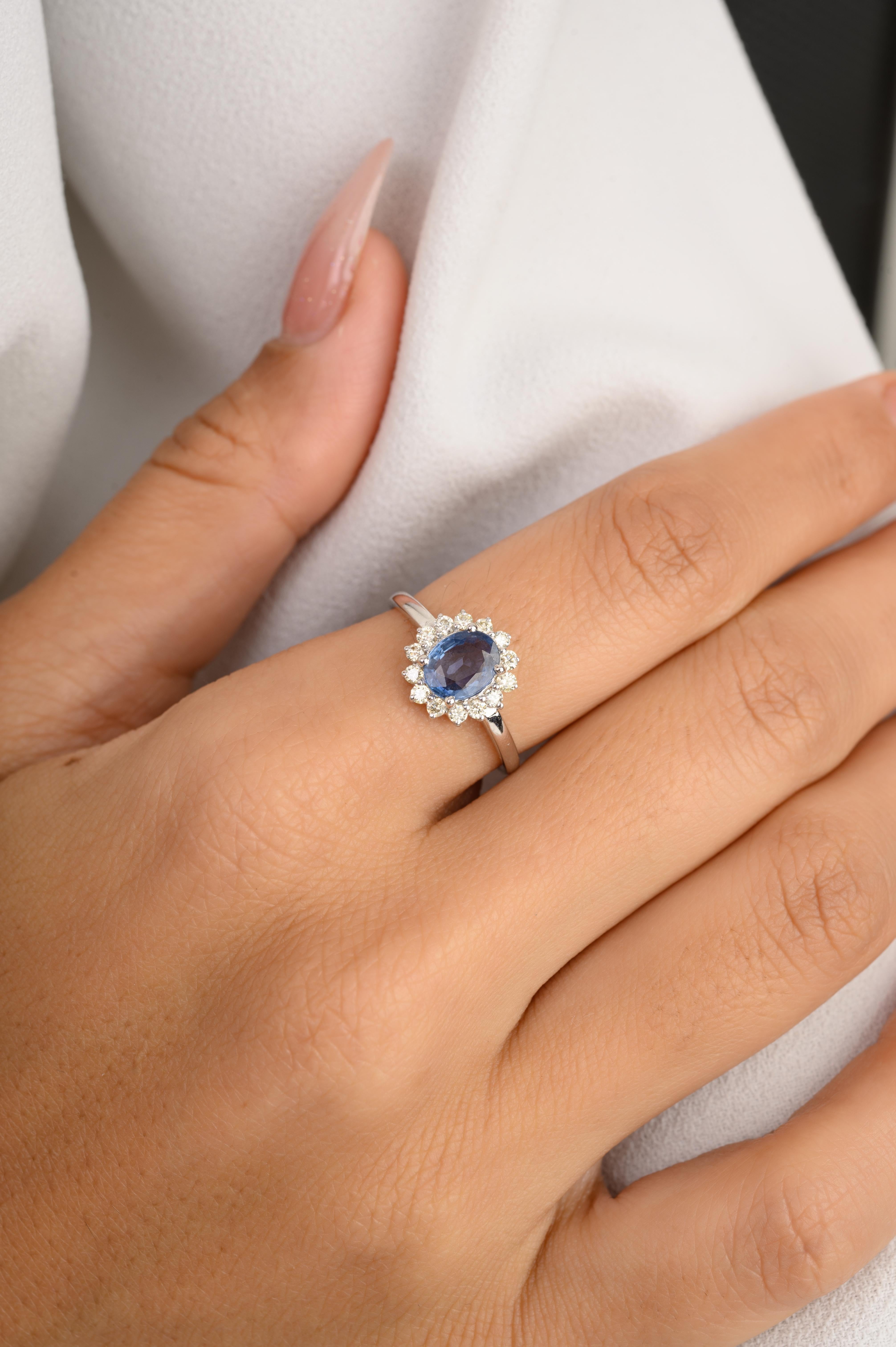 For Sale:  Elegant Blue Sapphire Halo Diamond Ring for Her in 14k Solid White Gold 4
