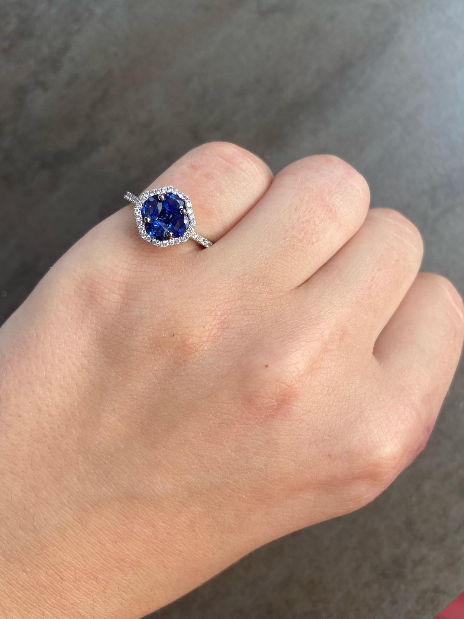 For Sale:  Elegant Blue Sapphire White Diamond White Gold Ring for Her 5