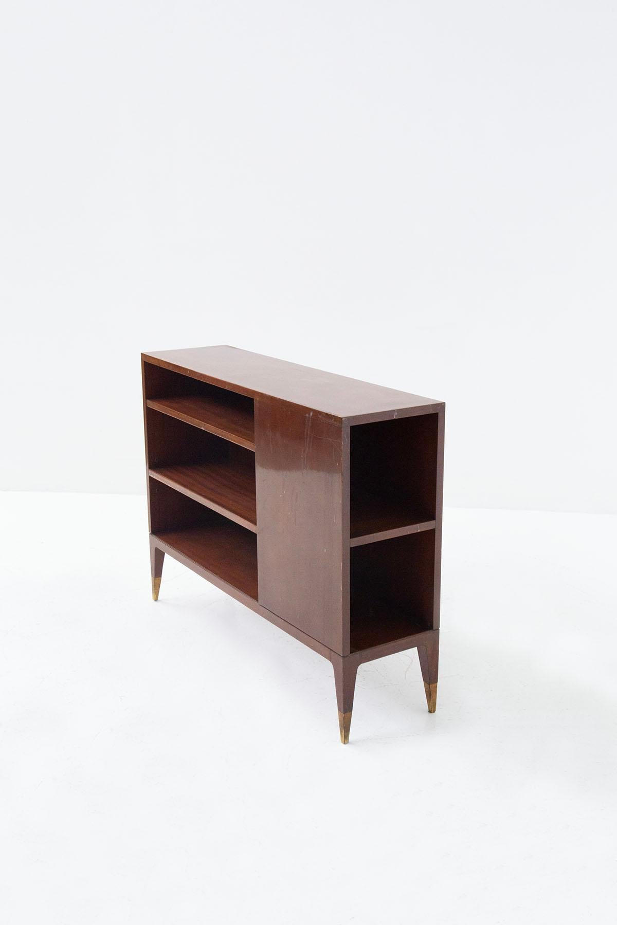Elegant Bookcase Cabinet Attributed to Gio Ponti 3