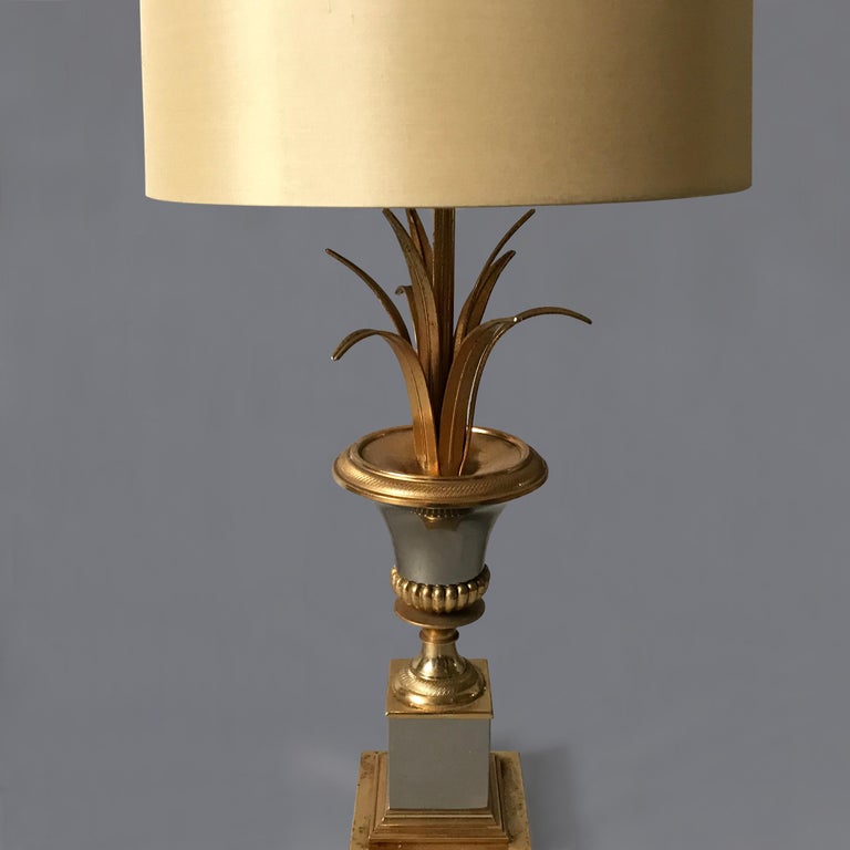 20th Century Elegant Boulanger Palm Table Lamp For Sale