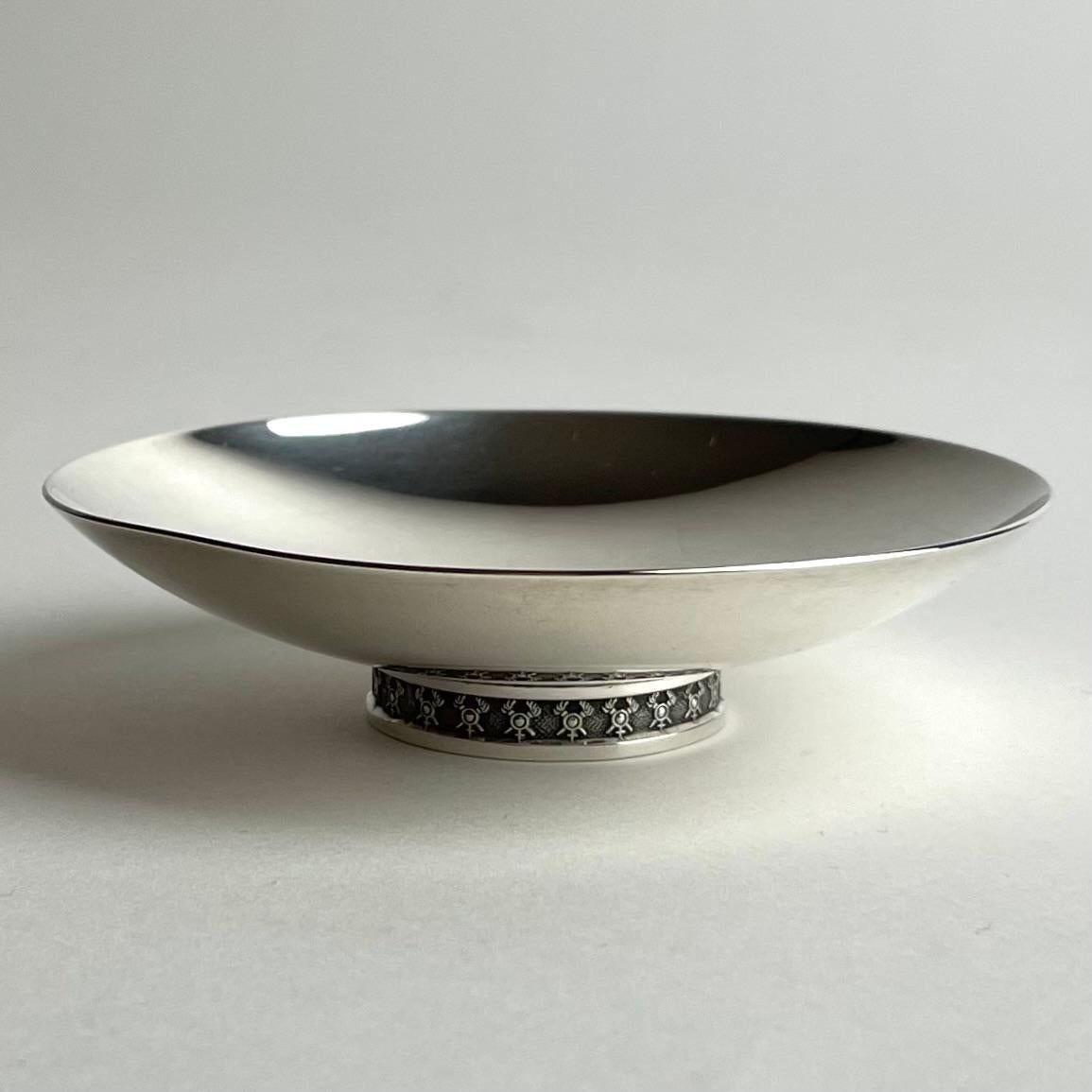 Elegante cuenco de plata de ley de Erik Fleming del Atelier Borgila de 1951 Moderno de mediados de siglo en venta