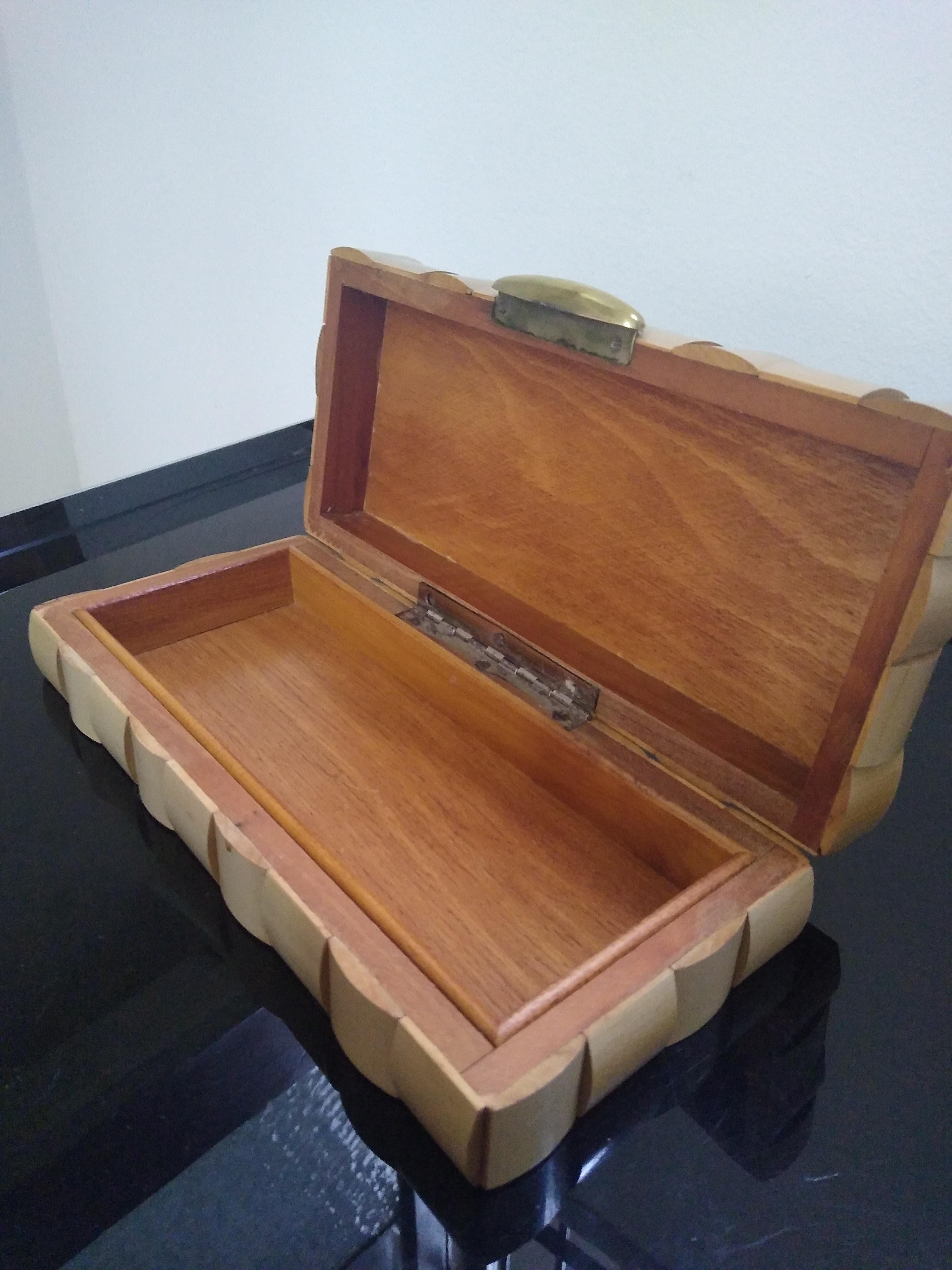 Elegante caja de madera, Italia Años 60 en venta 1