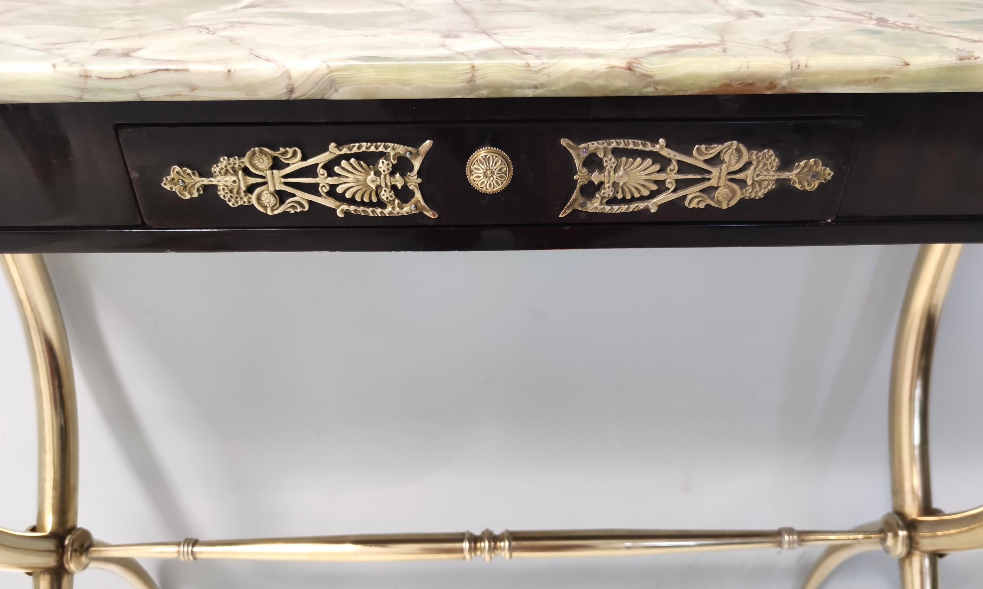 Vintage Brass and Walnut Console with an Onyx Top Ascribable to T. Buzzi, Italy 6