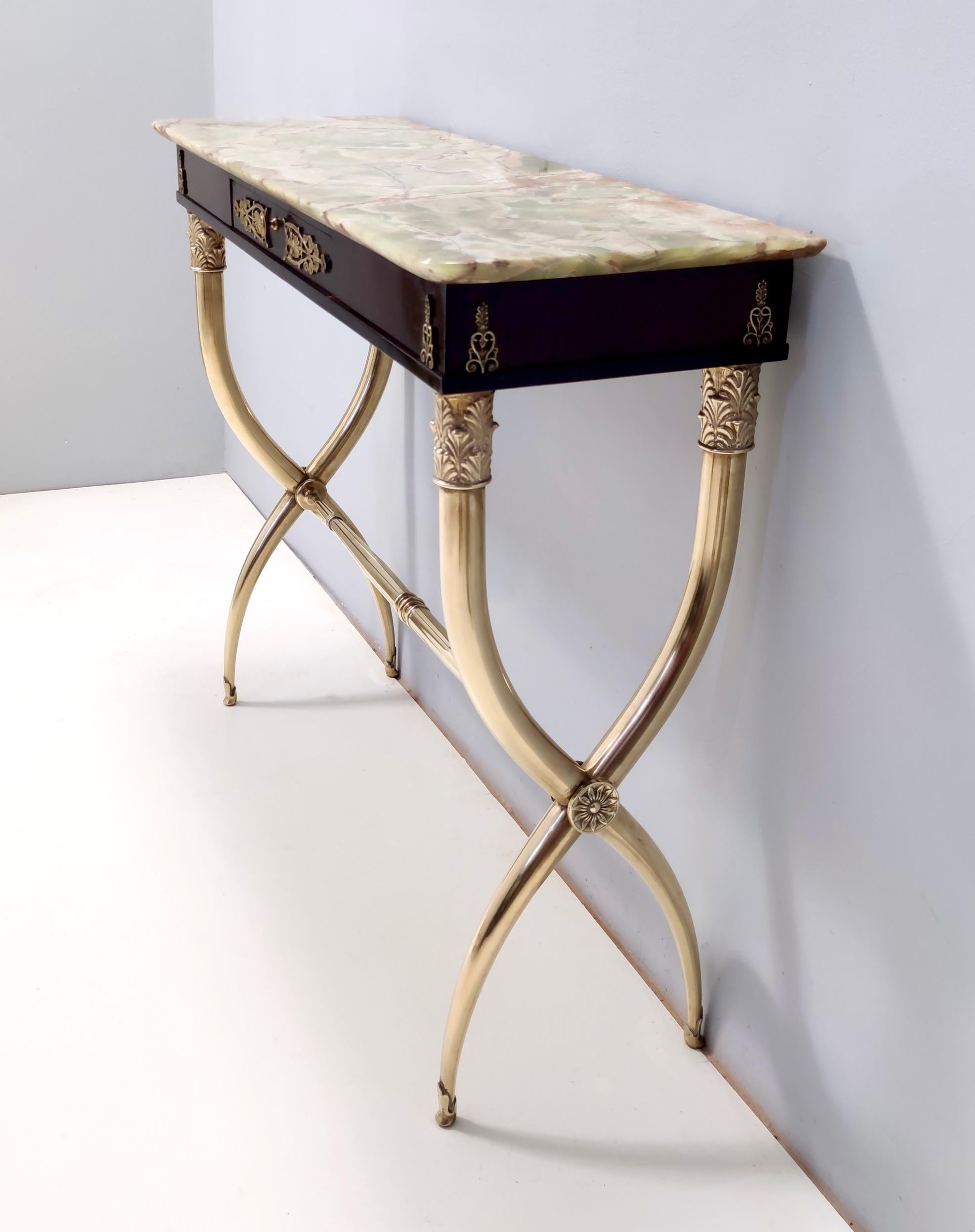Vintage Brass and Walnut Console with an Onyx Top Ascribable to T. Buzzi, Italy 3