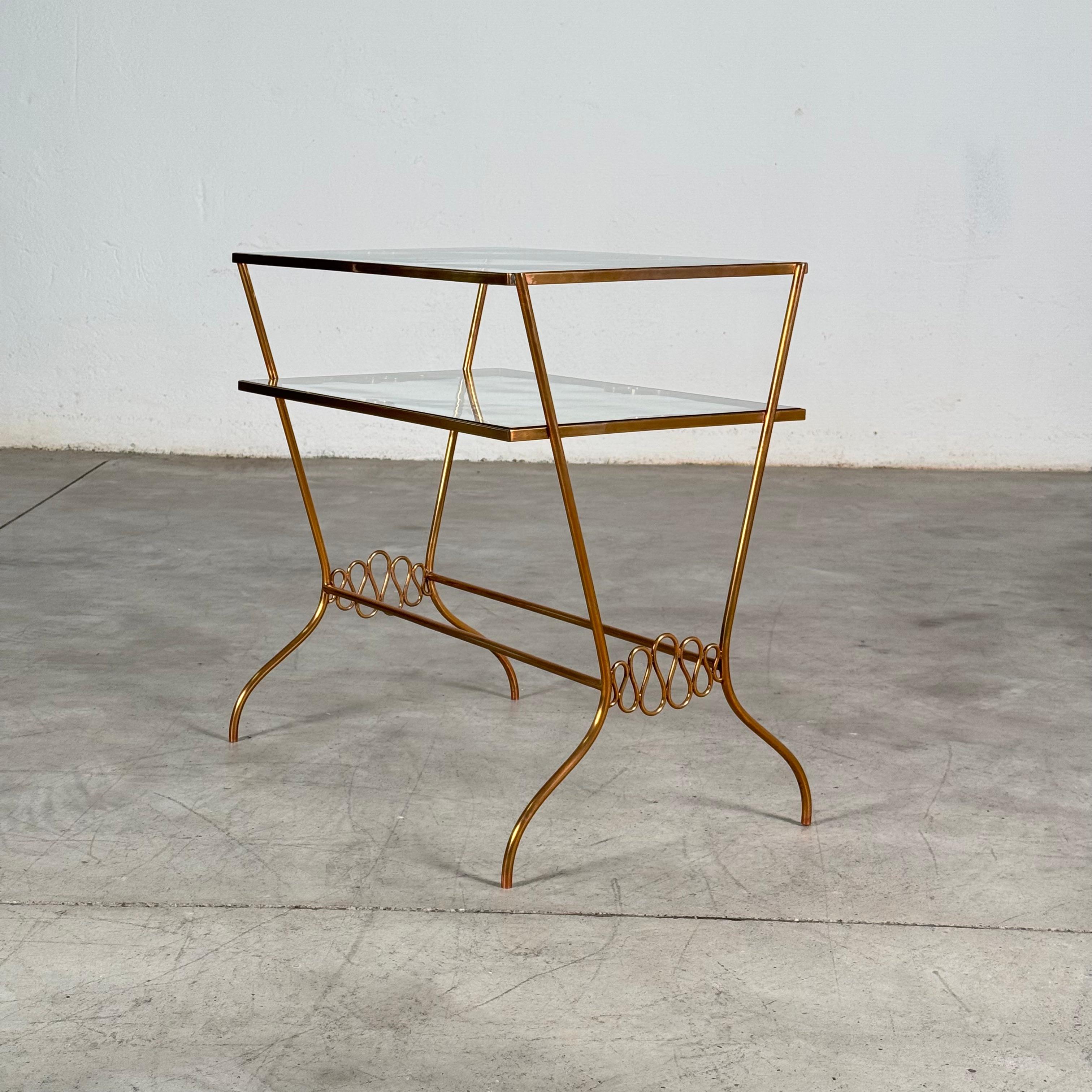 Mid-Century Modern Elegant Brass Bar Trolley with Gio Ponti’s Signature Ribbon Details, 1950s For Sale