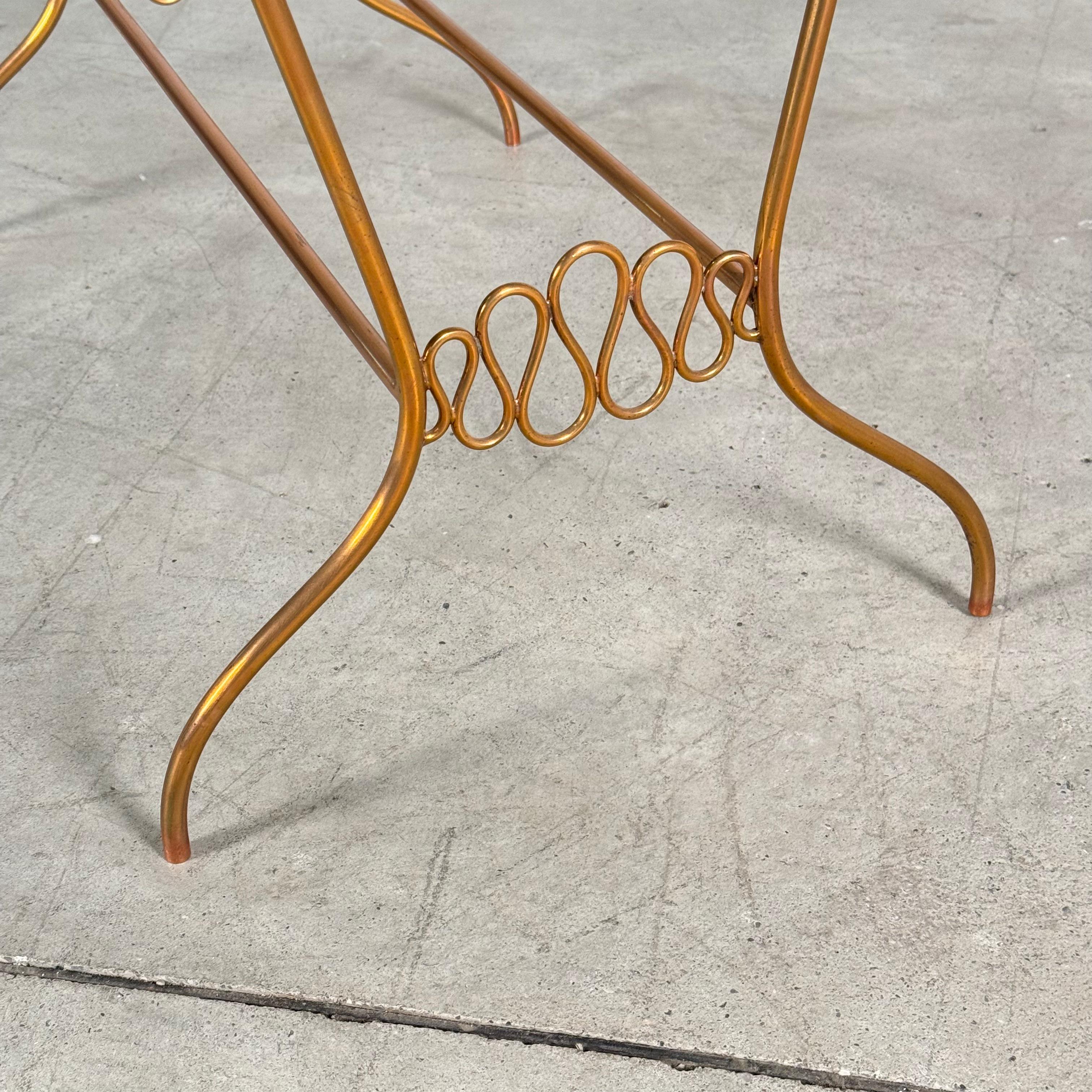 Elegant Brass Bar Trolley with Gio Ponti’s Signature Ribbon Details, 1950s For Sale 2