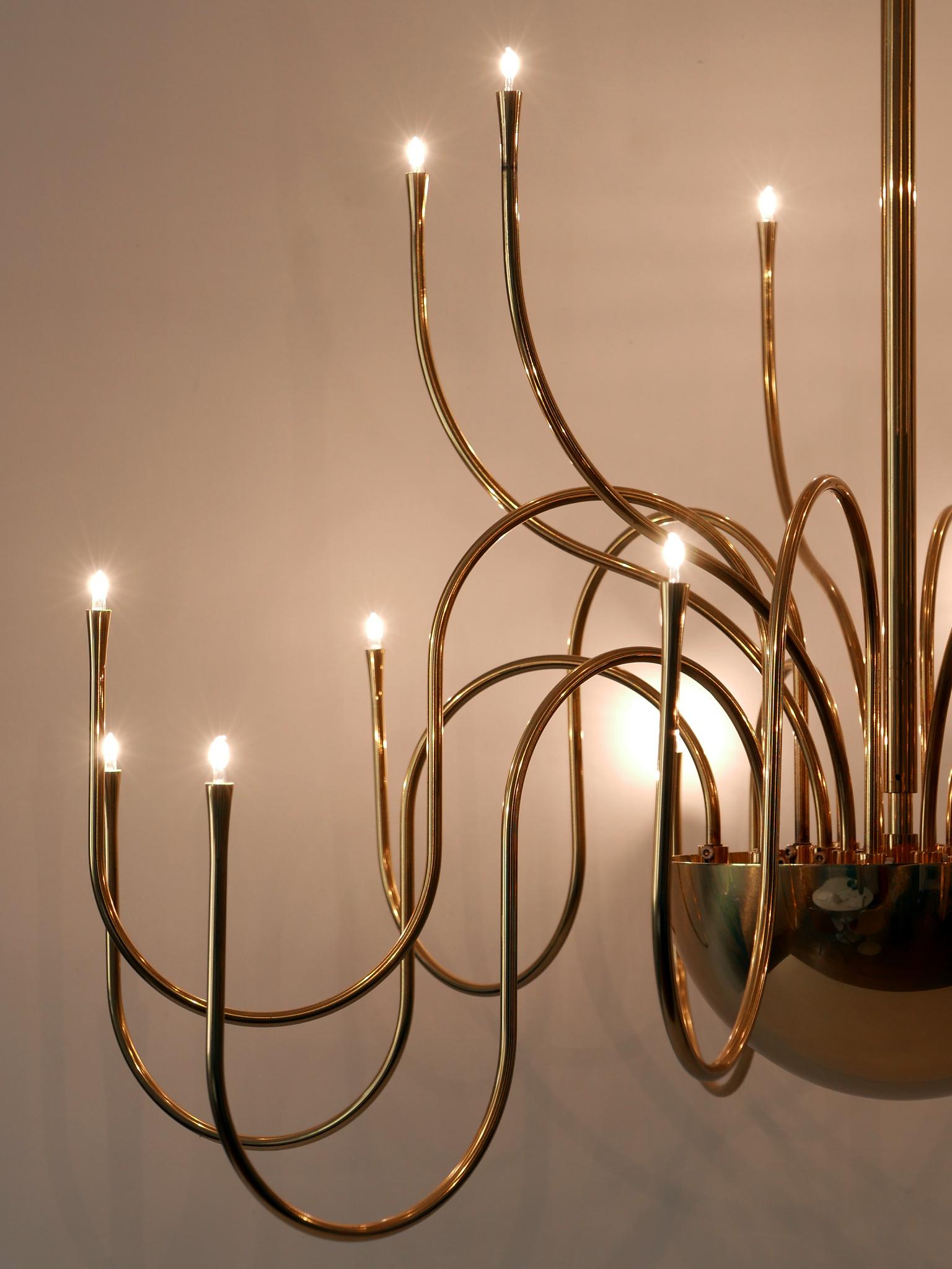 Elegante lampadario o lampada a sospensione in ottone Mesa 18 di Florian Schulz Germania anni '90 in vendita 4