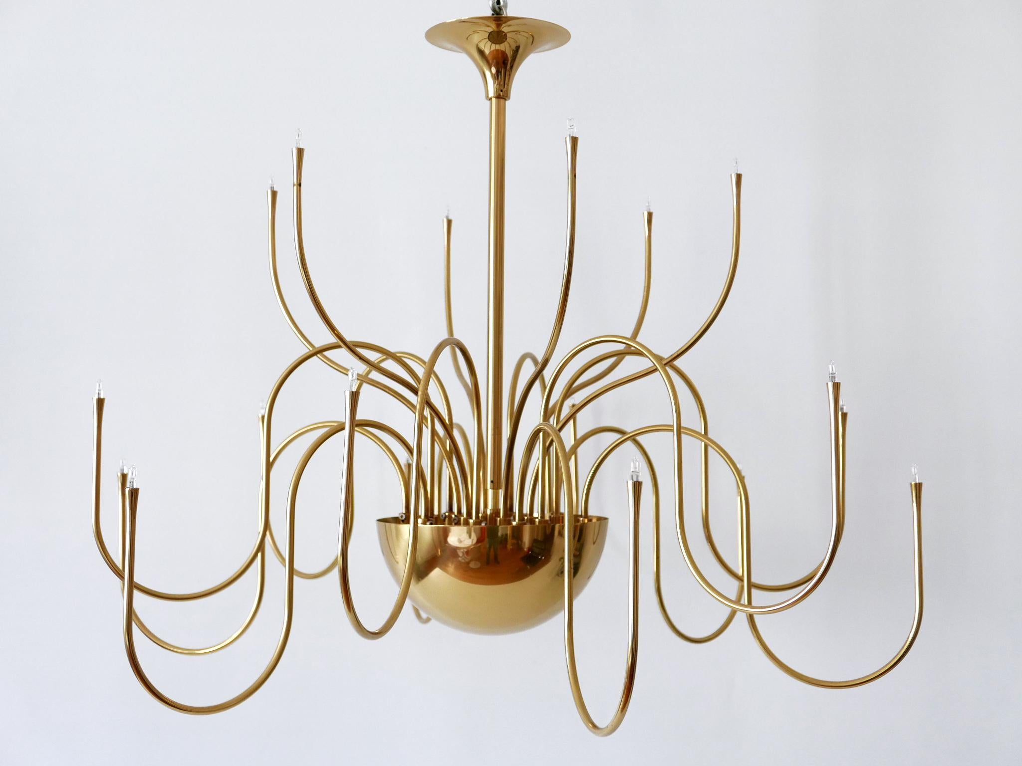 Tedesco Elegante lampadario o lampada a sospensione in ottone Mesa 18 di Florian Schulz Germania anni '90 in vendita