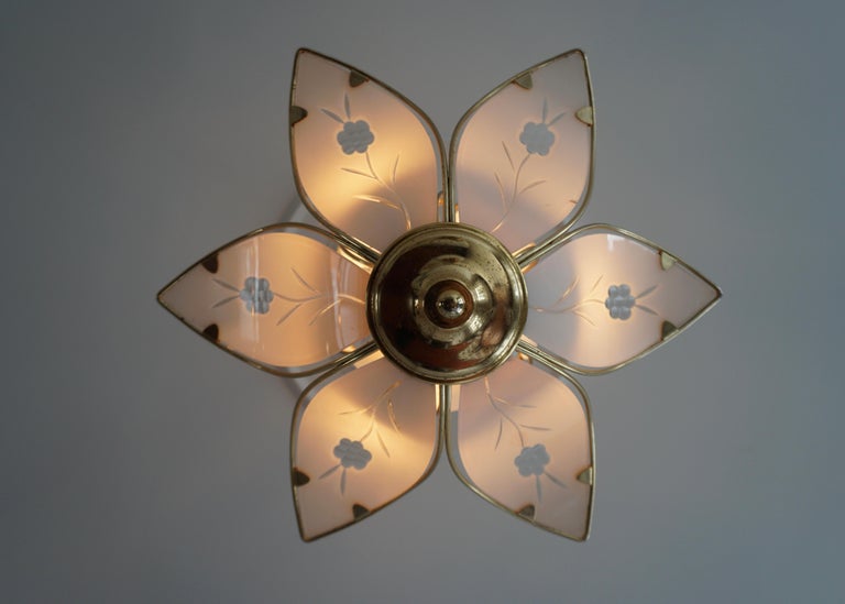 Elegant Brass Chandelier with White Murano Glass Leaves For Sale 1