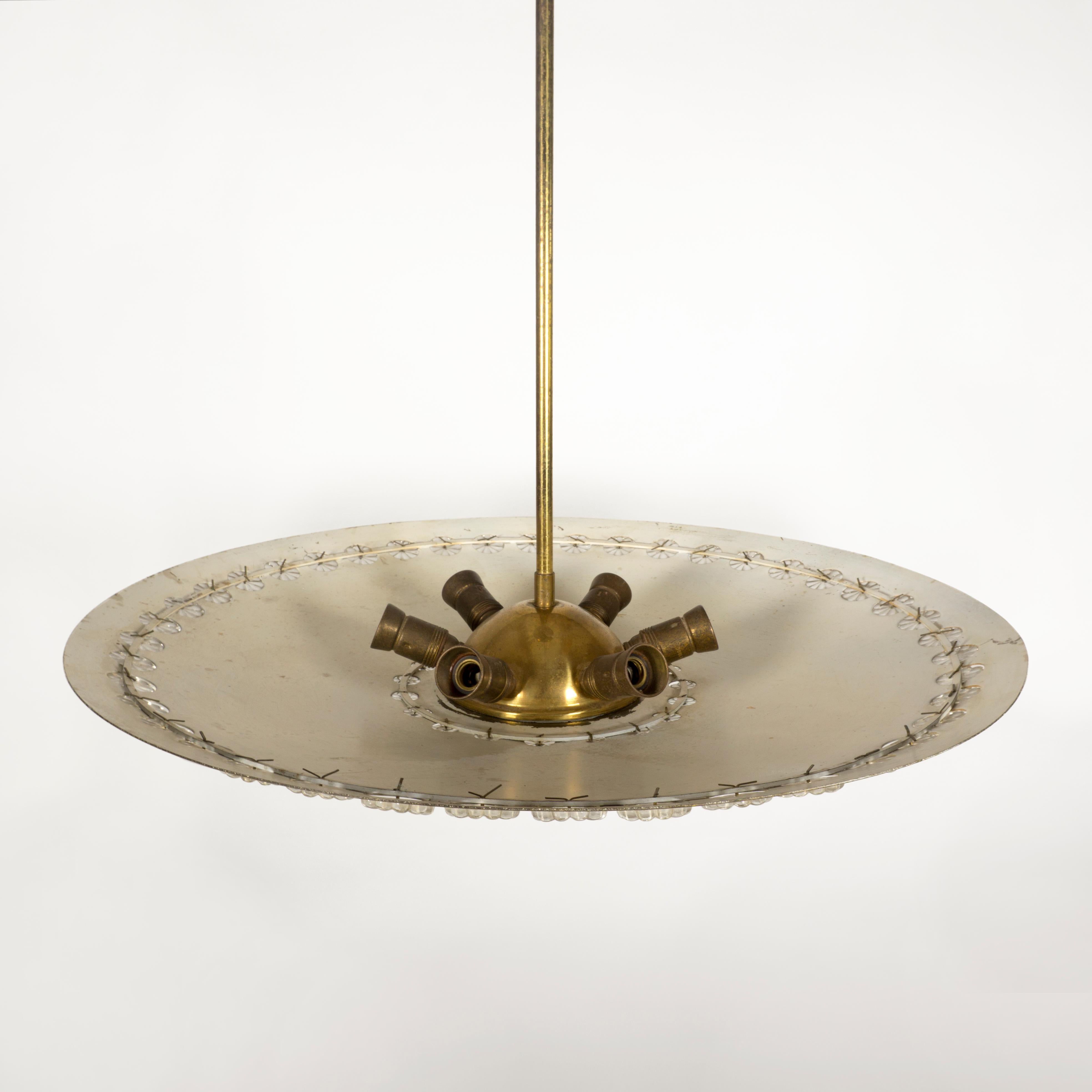 Elegante Deckenleuchte-Schale aus Messing und Kristallglas, Stejnar Nikoll, 1950er Jahre im Zustand „Gut“ in Regensburg, DE