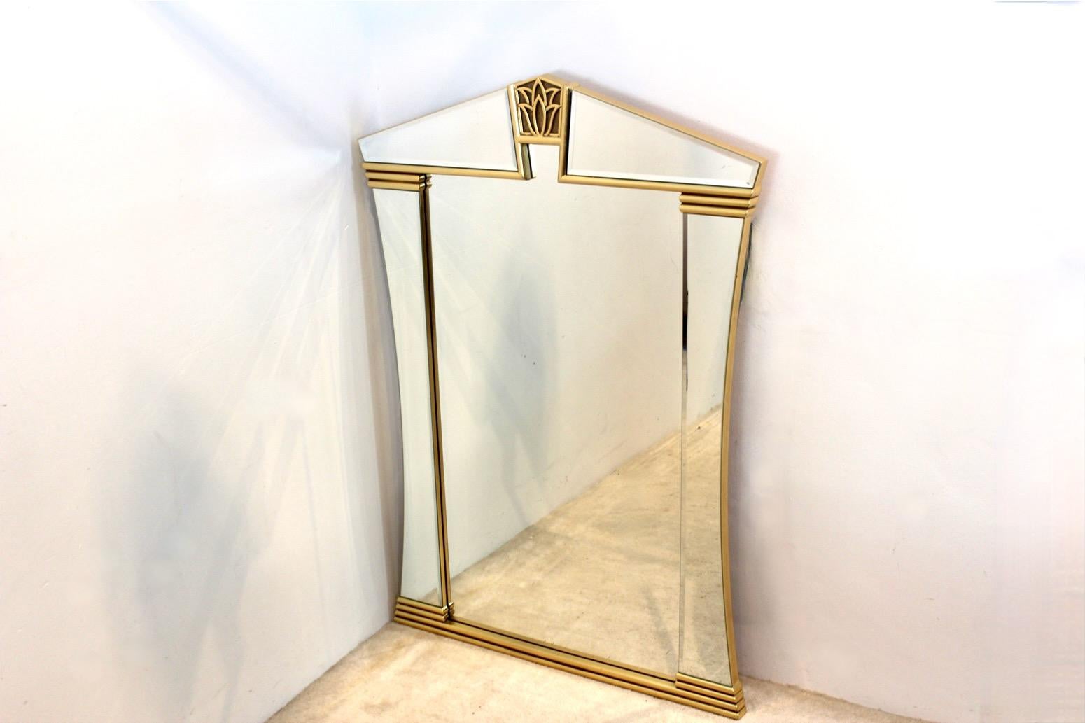 Elegant Brass Graphical Tulip Mirror by Deknudt Belgium For Sale 5