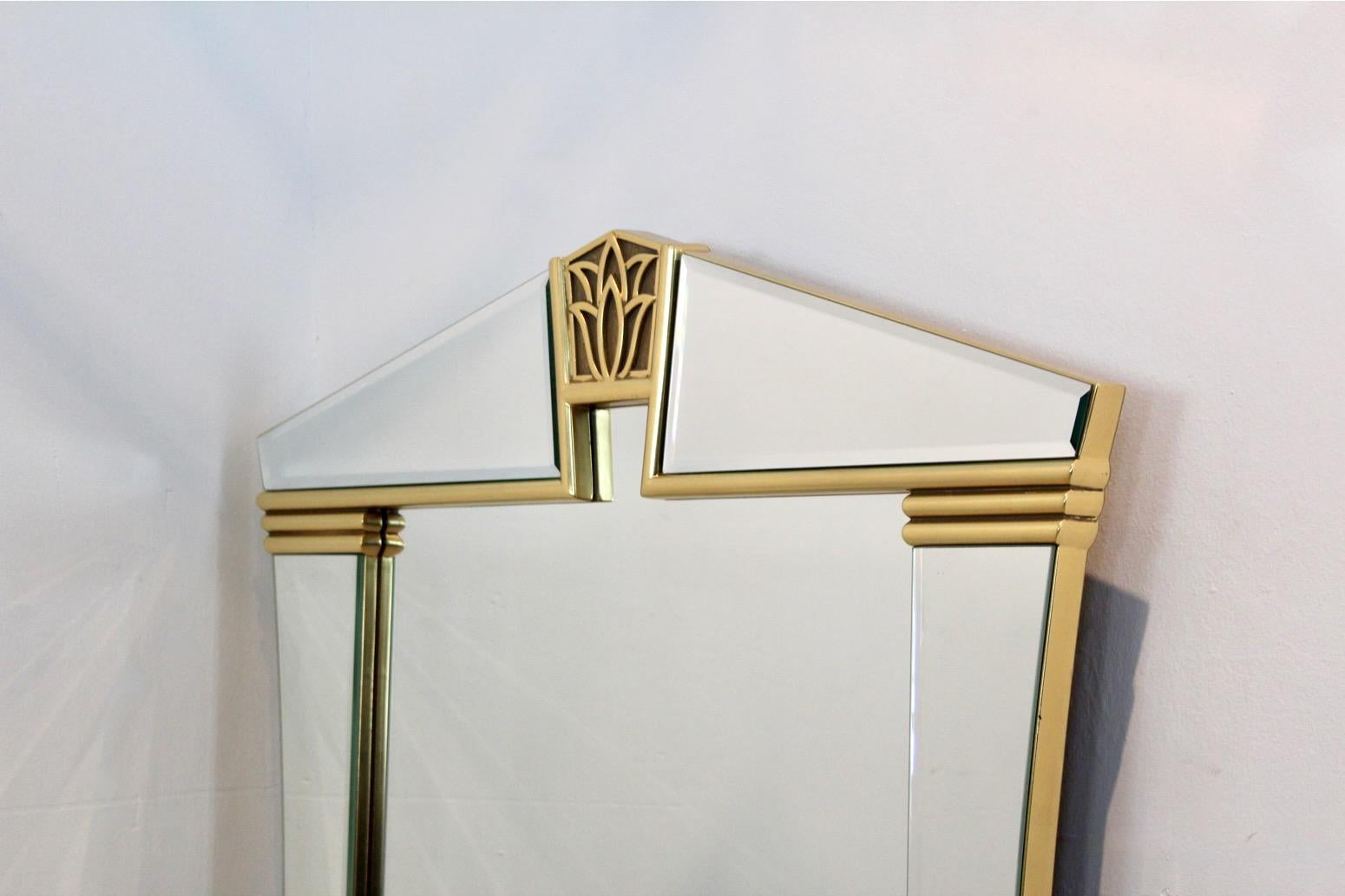 Mid-Century Modern Elegant Brass Graphical Tulip Mirror by Deknudt Belgium For Sale