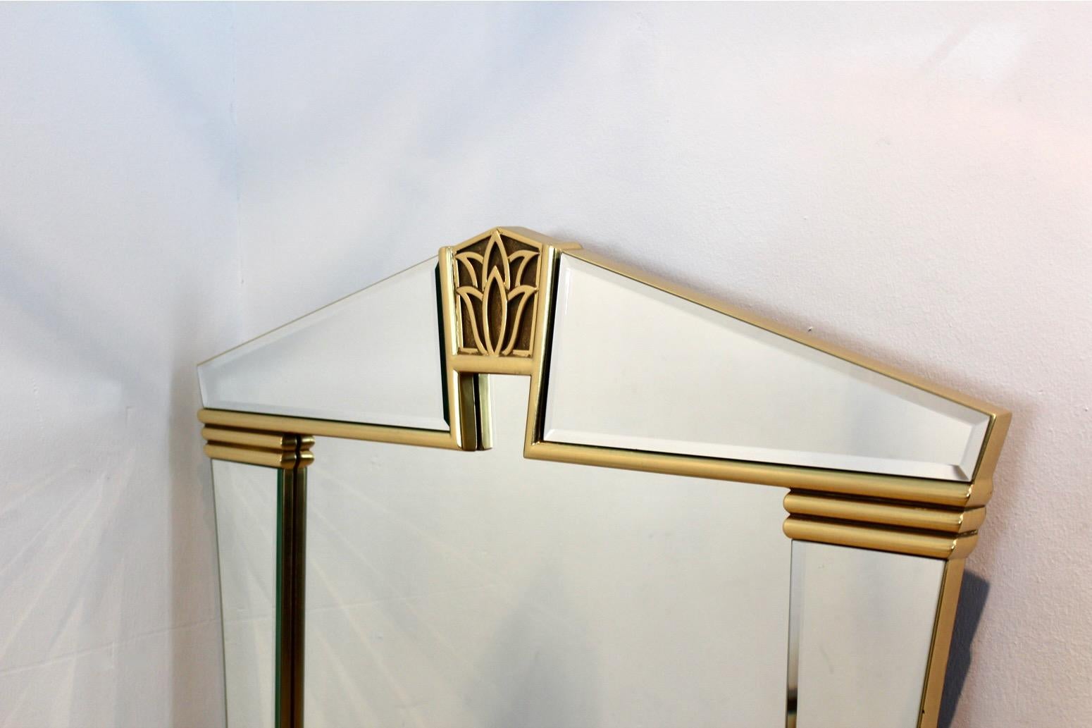 Elegant Brass Graphical Tulip Mirror by Deknudt Belgium For Sale 1