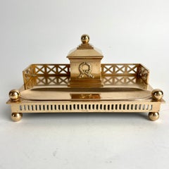 Elegante calamaio in ottone in stile gustaviano di Gusums Bruk, Svezia