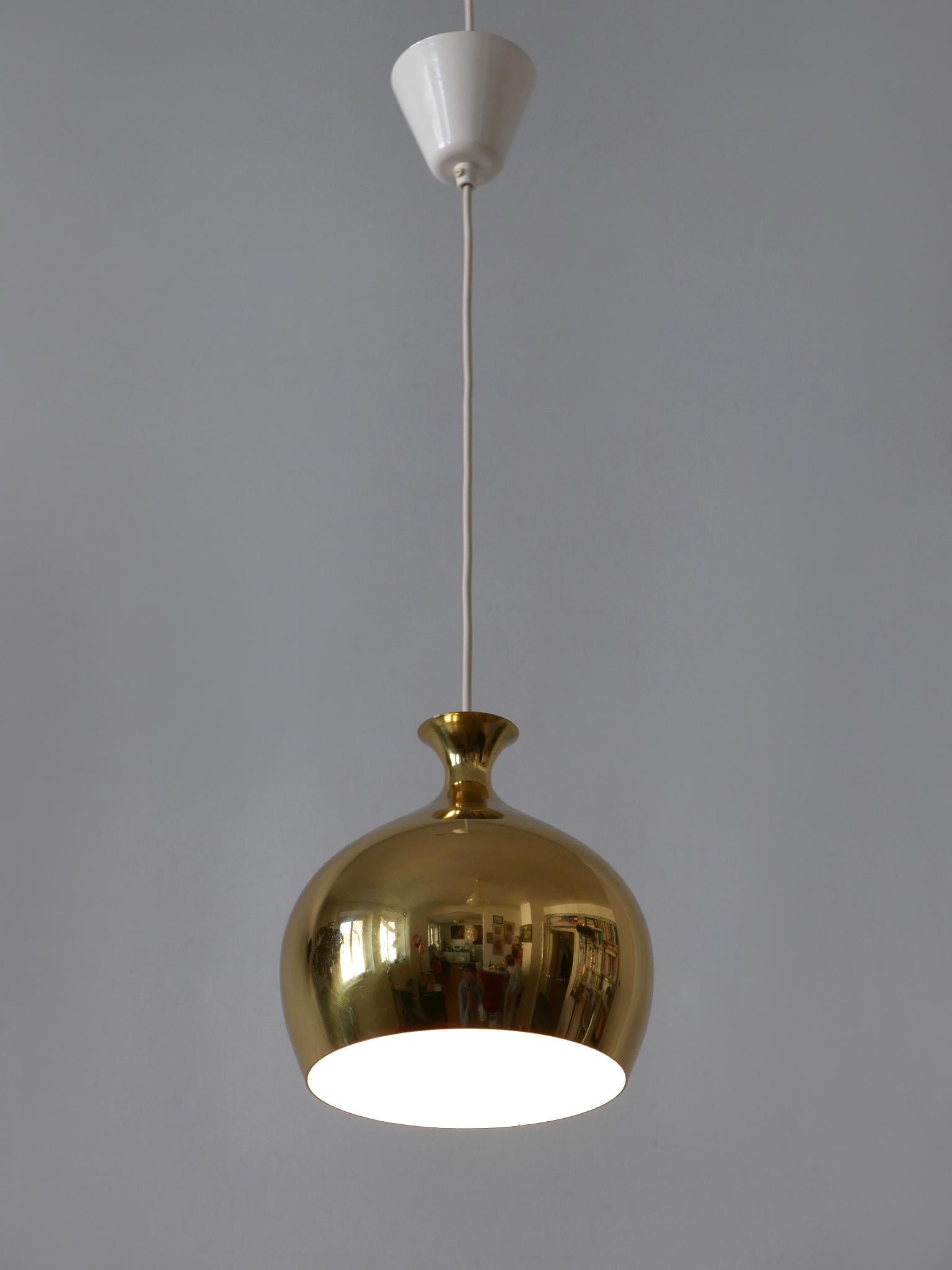 Eleganza della lampada a sospensione in ottone Löken di Helge Zimdal per Falkenberg Svezia 1960 in vendita 5