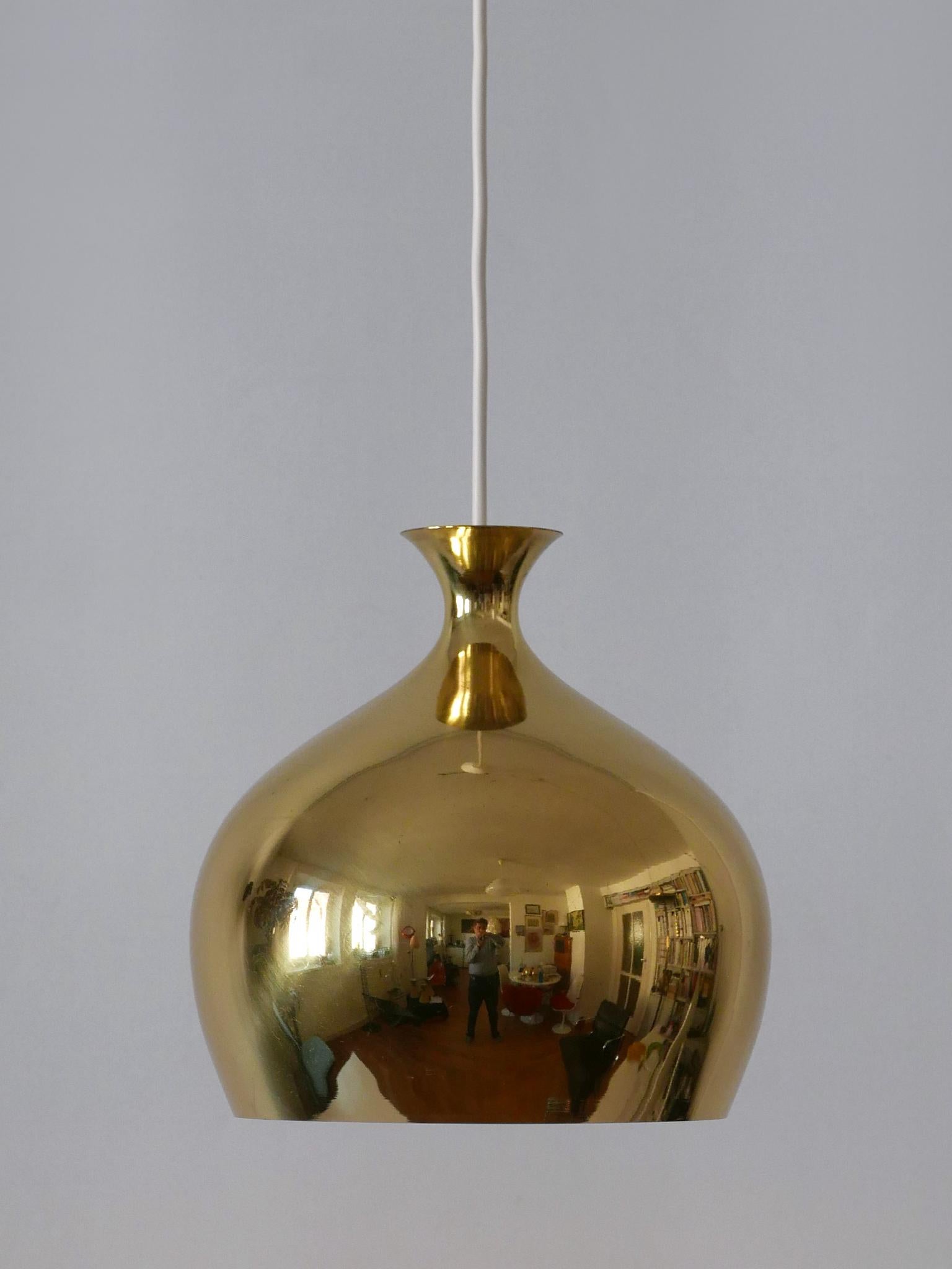 Eleganza della lampada a sospensione in ottone Löken di Helge Zimdal per Falkenberg Svezia 1960 In condizioni buone in vendita a Munich, DE
