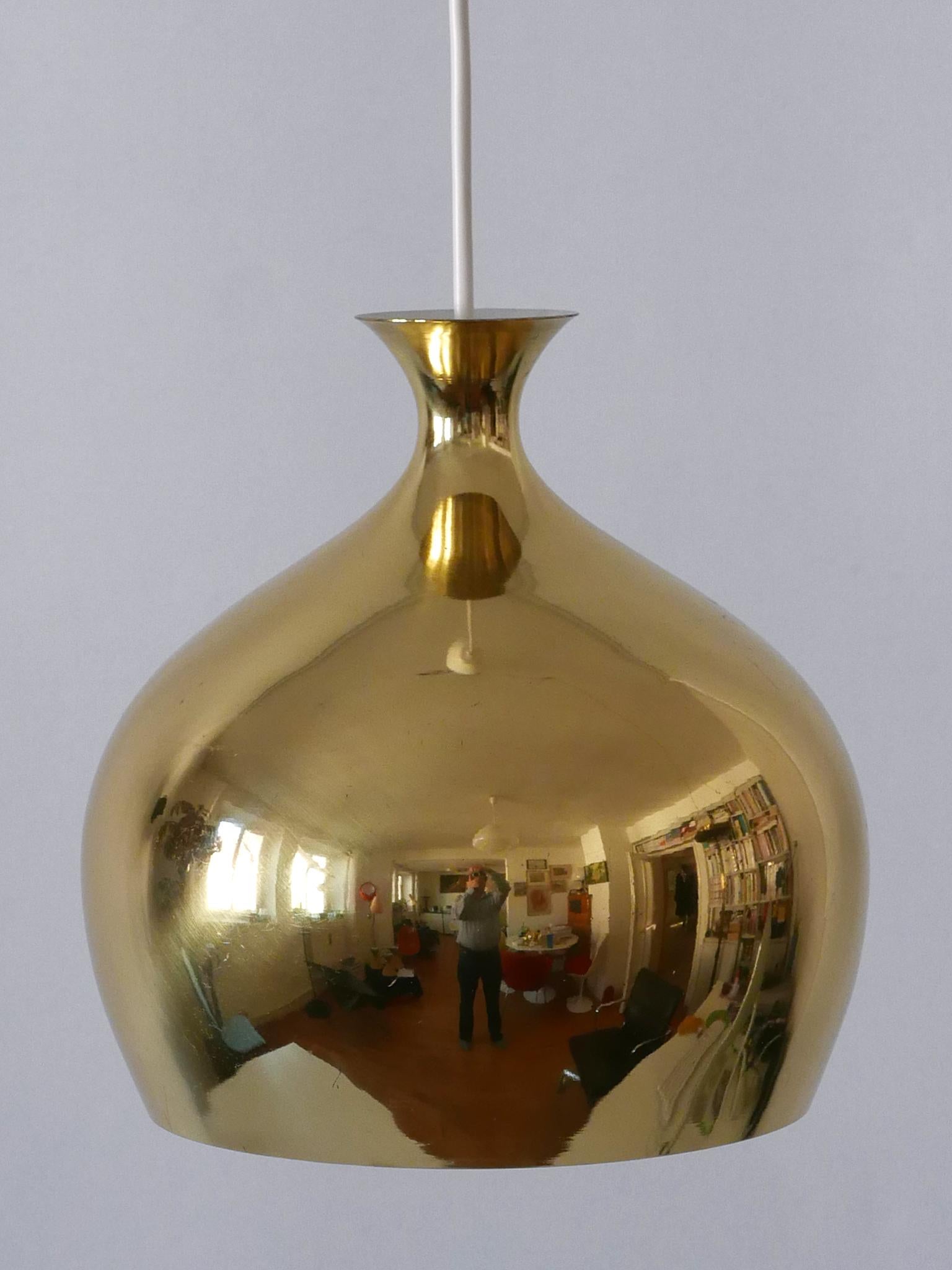 Metà XX secolo Eleganza della lampada a sospensione in ottone Löken di Helge Zimdal per Falkenberg Svezia 1960 in vendita