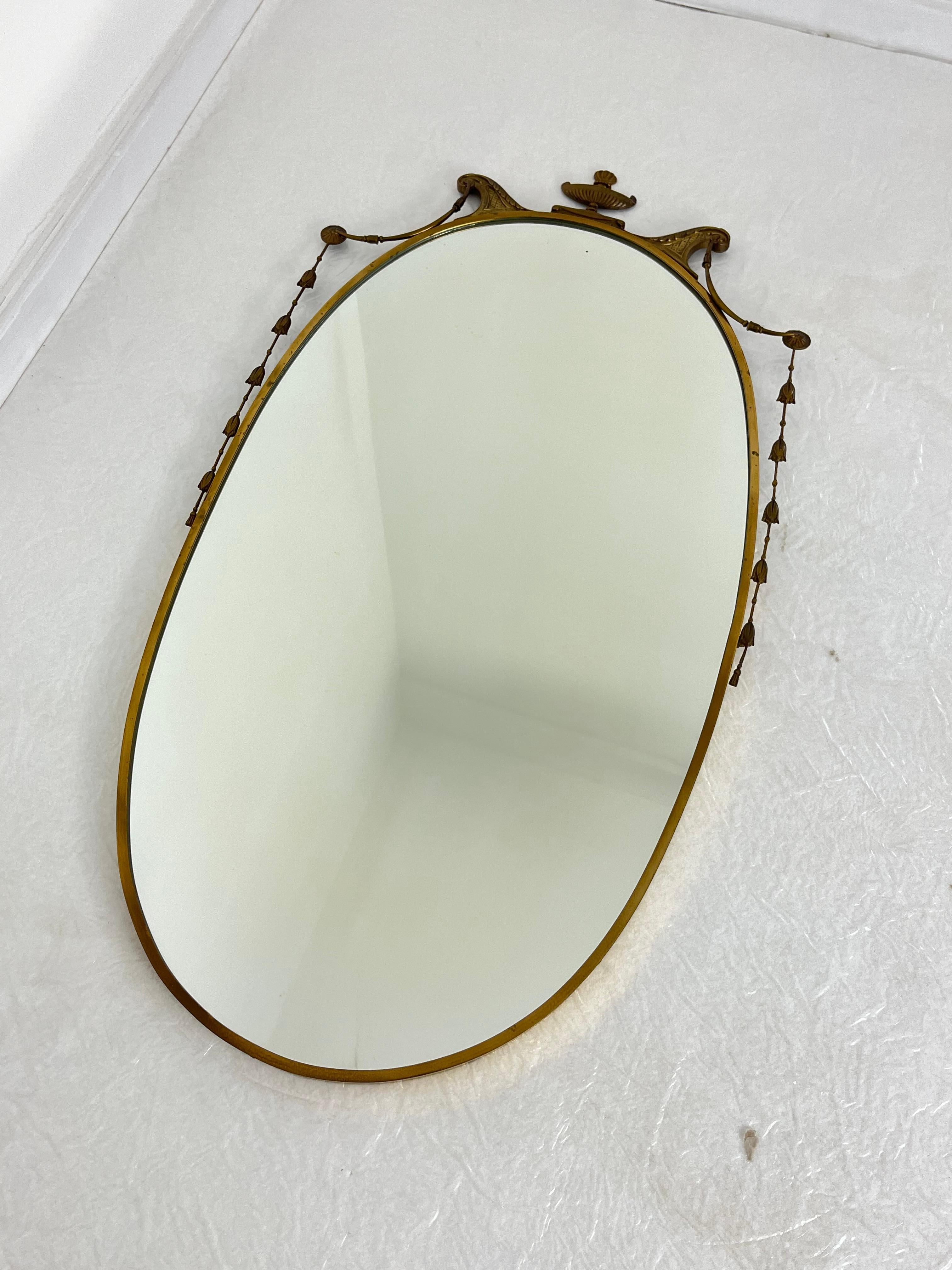 Eleganter Messing-Wandspiegel, Made in Italy, 1960er Jahre im Zustand „Gut“ im Angebot in Palermo, IT
