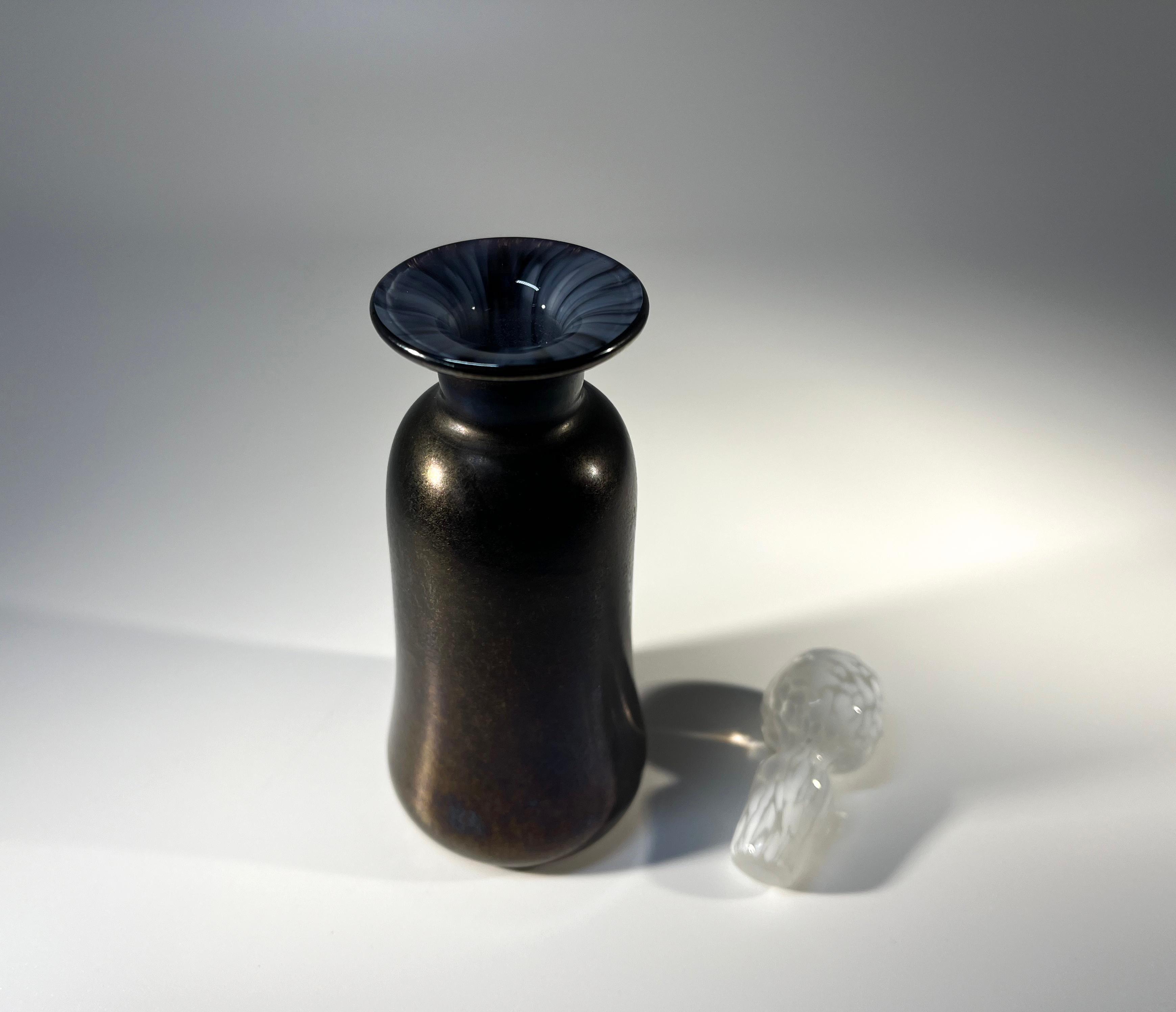 20th Century Elegant Bronze Iridescent English Glass Perfume Bottle By Andrew Sanders c1980s For Sale