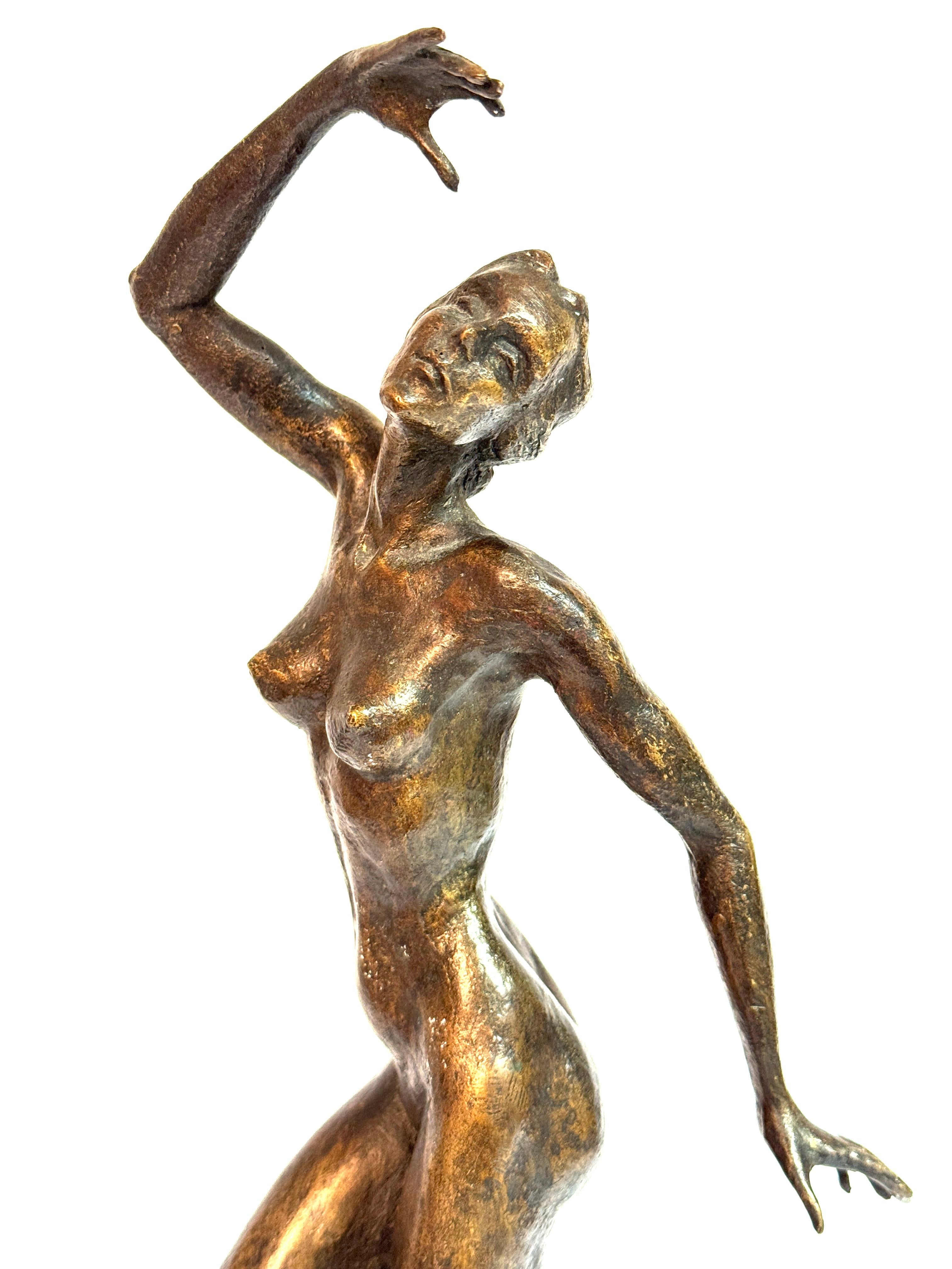 Elegante scultura in bronzo 